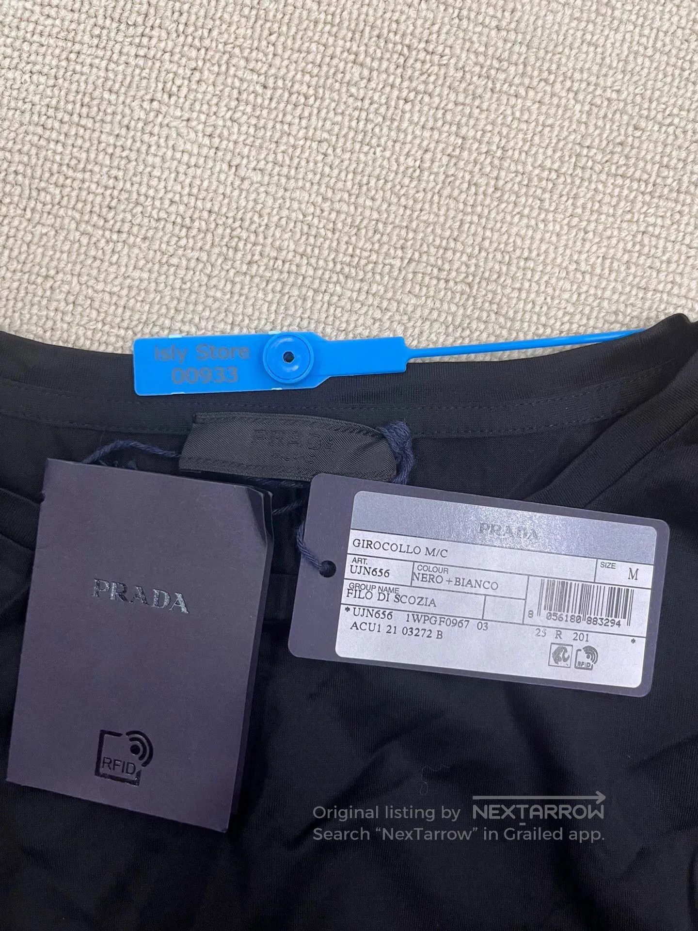 Prada PRADA Men's Solid Crew Neck T-Shirt. Size US M / EU 48-50 / 2 - 5 Thumbnail