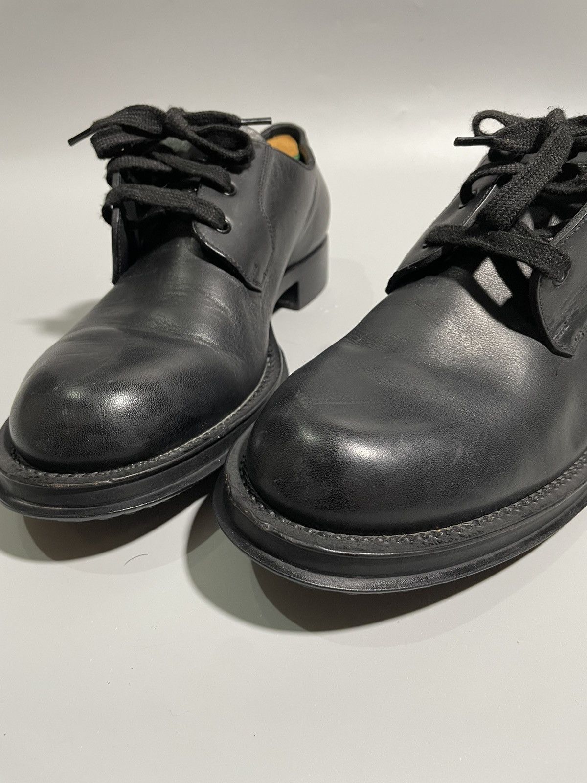 Prada Mens Welt-Sewn Black Leather Lace Up Derby Shoes