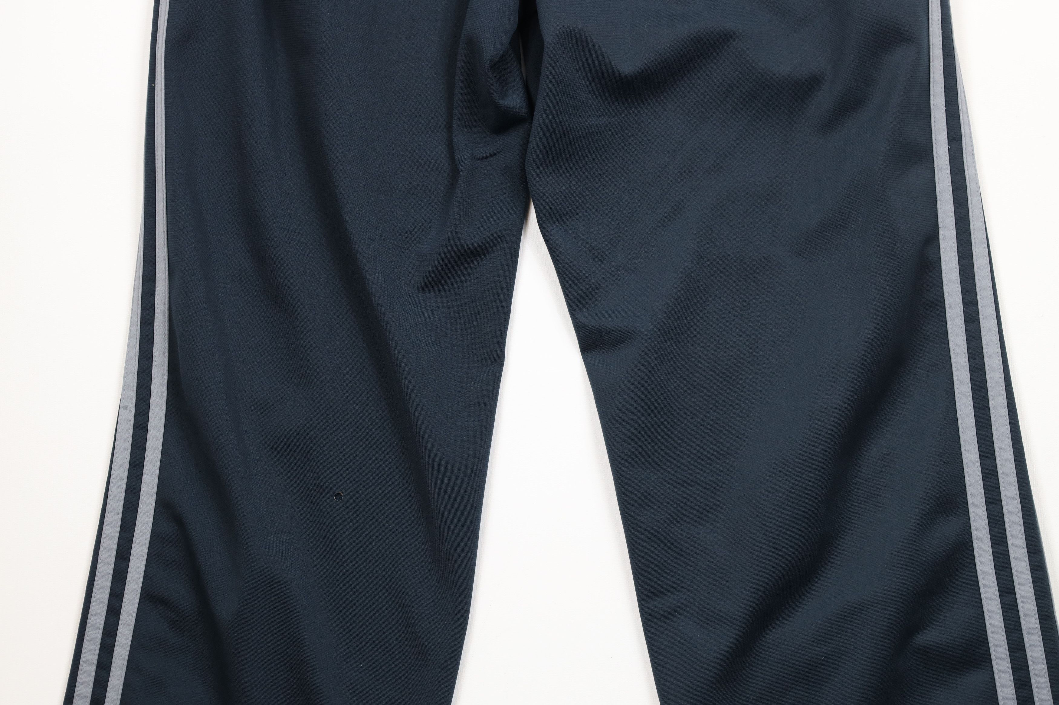 Adidas × Vintage Vintage Adidas Soccer Champions League Wide Leg Sweatpants Size US 32 / EU 48 - 13 Thumbnail