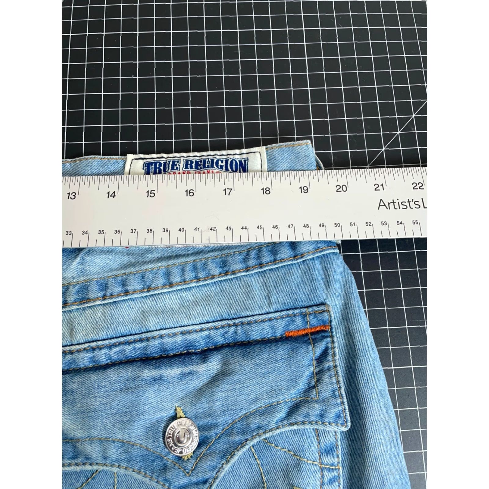True Religion VINTAGE True Religion Men's Jeans 36 Light Wash Blue Straight Fit 90s Rock Style Denim Size US 36 / EU 52 - 5 Thumbnail