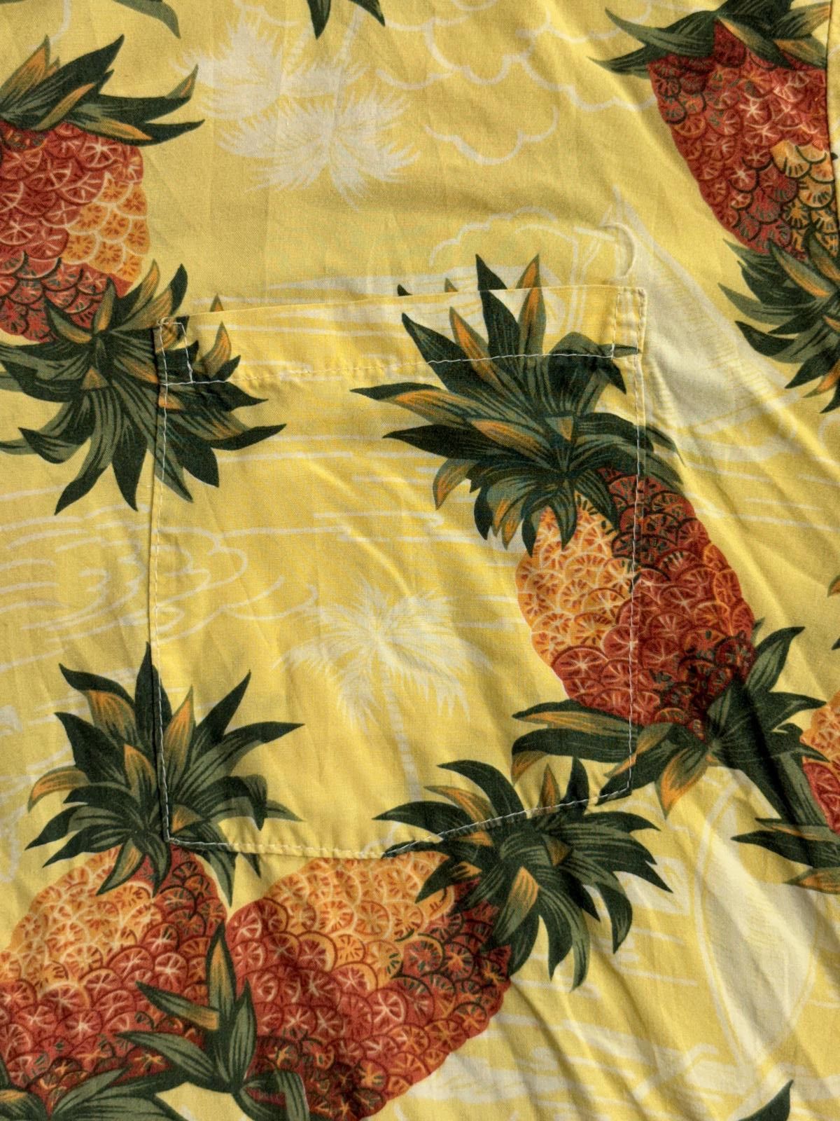 Paradise Found Vintage Mens Hawaiian Shirt Pineapple AOP Made in Hawaii Size US M / EU 48-50 / 2 - 5 Thumbnail
