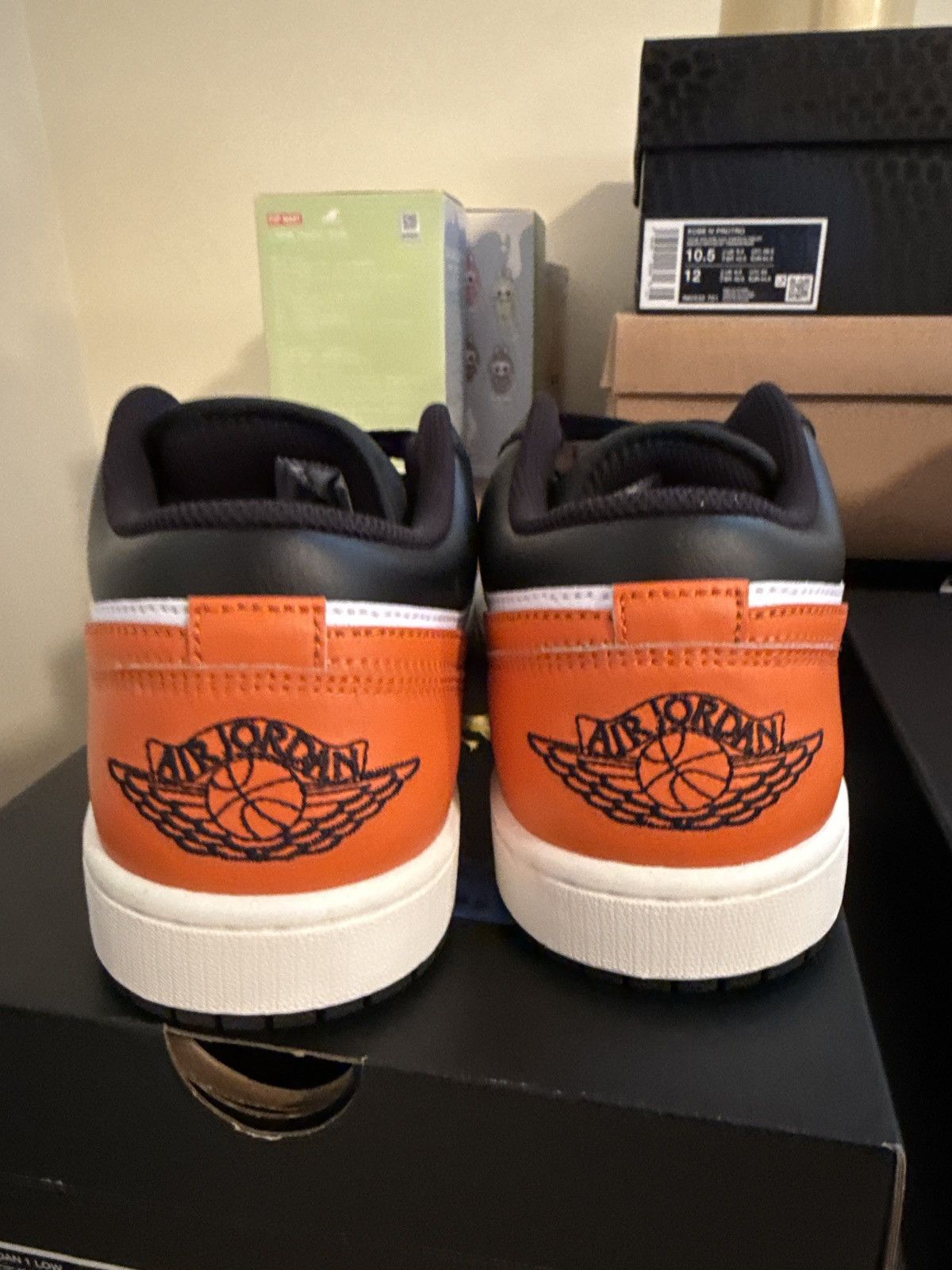 Jordan Brand Jordan 1 Low Shattered Backboard Size US 10.5 / EU 43-44 - 3 Thumbnail