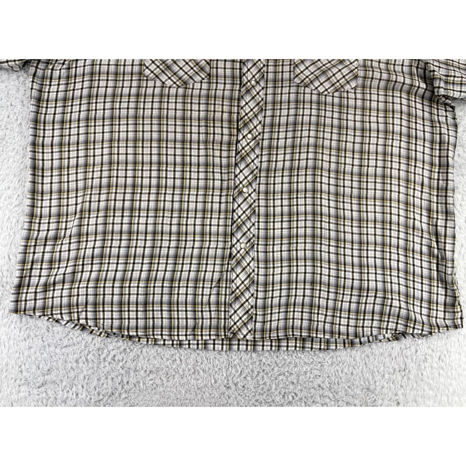 Wrangler Wrangler Shirt Mens 3XL Beige Plaid Western Pearl Snap Short Sleeve Pockets Shirt (Button-Up) Womens? Wait. Need end. Size US XXL / EU 58 / 5 - 5 Thumbnail