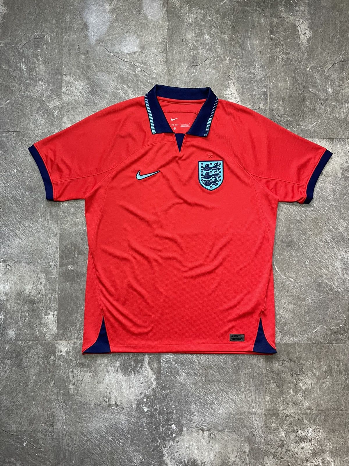 Nike Nike England National Team Shirt 2022 Soccer Jersey Size L Size US L / EU 52-54 / 3 - 1 Thumbnail
