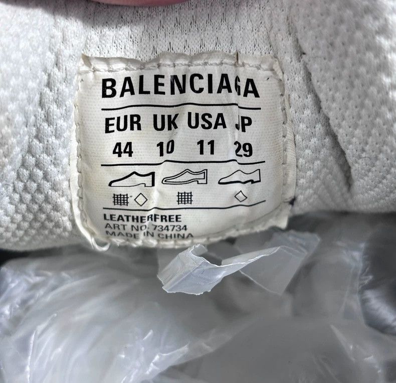 Balenciaga Balenciaga 3xl Rainbow Color White Red Blue Low-Top Sneaker Size US 10 / EU 43 - 9 Thumbnail