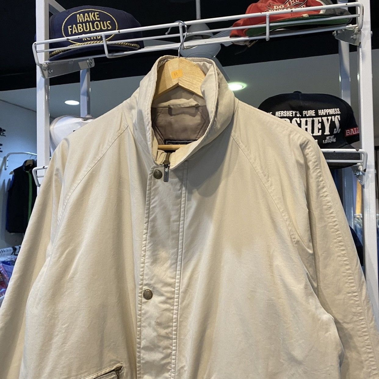Burberry Vintage Burberry Multi-Pocket Field Jacket Beige Men’s M Size US M / EU 48-50 / 2 - 4 Thumbnail