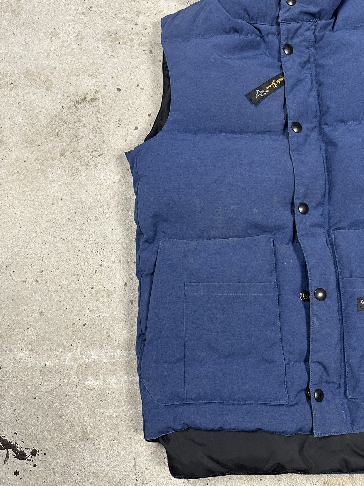 Canada Goose Vintage Canada Goose Blue Down Puffer Vest Size US XS / EU 42 / 0 - 5 Thumbnail