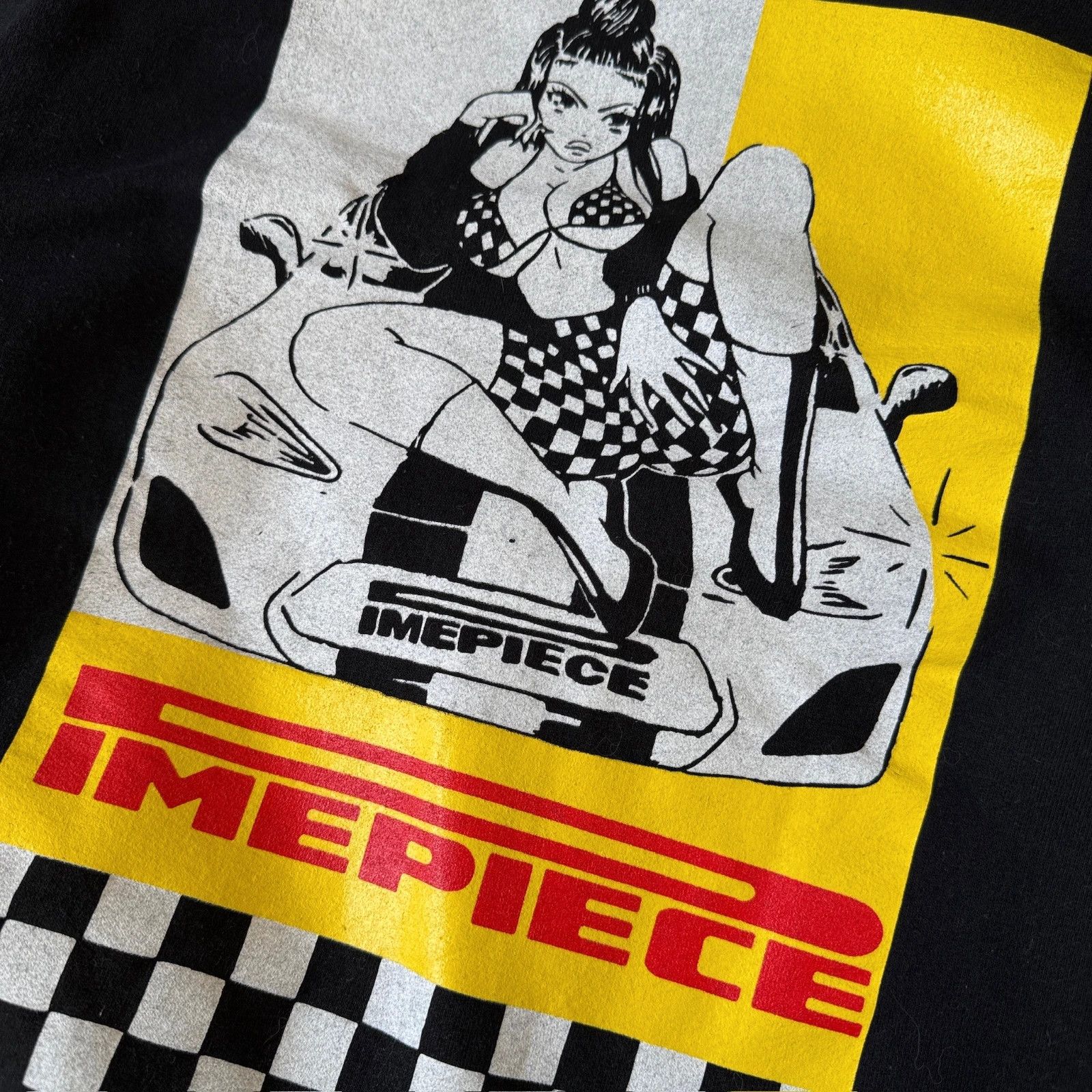 Vintage Automotive Girl Graphic Crewneck Sweatshirt Size US S / EU 44-46 / 1 - 8 Thumbnail