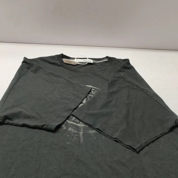 Stone Island Stone Island Black Compass Logo TShirt -2506 Size US L / EU 52-54 / 3 - 3 Thumbnail