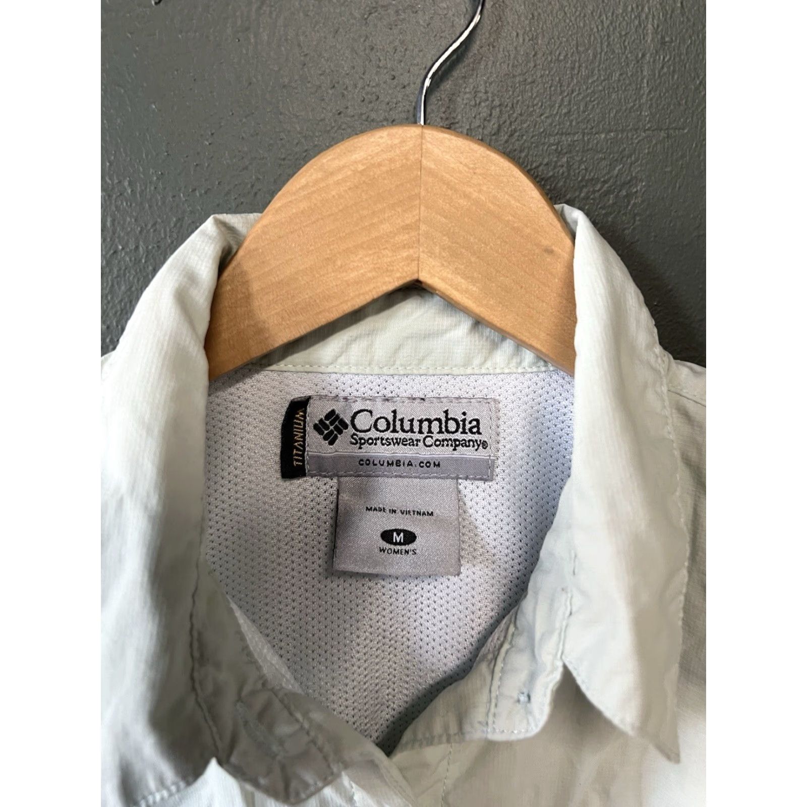 Vintage Columbia Womens Green Outdoor Long Sleeve Button Shirt Size M Regular XS? Size M / US 6-8 / IT 42-44 - 3 Thumbnail