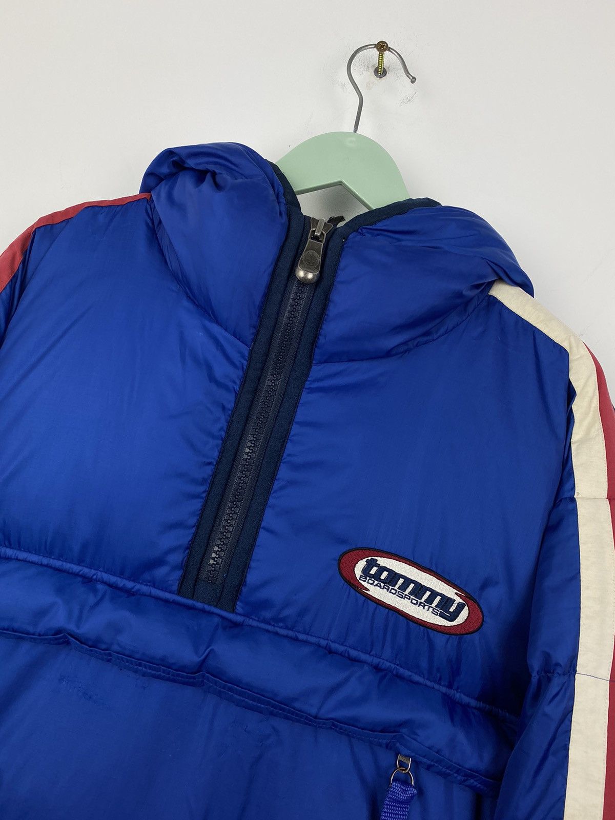 Tommy Hilfiger Vintage Tommy Hilfiger Boardsports Puffer Down Jacket Nike Size US L / EU 52-54 / 3 - 2 Thumbnail