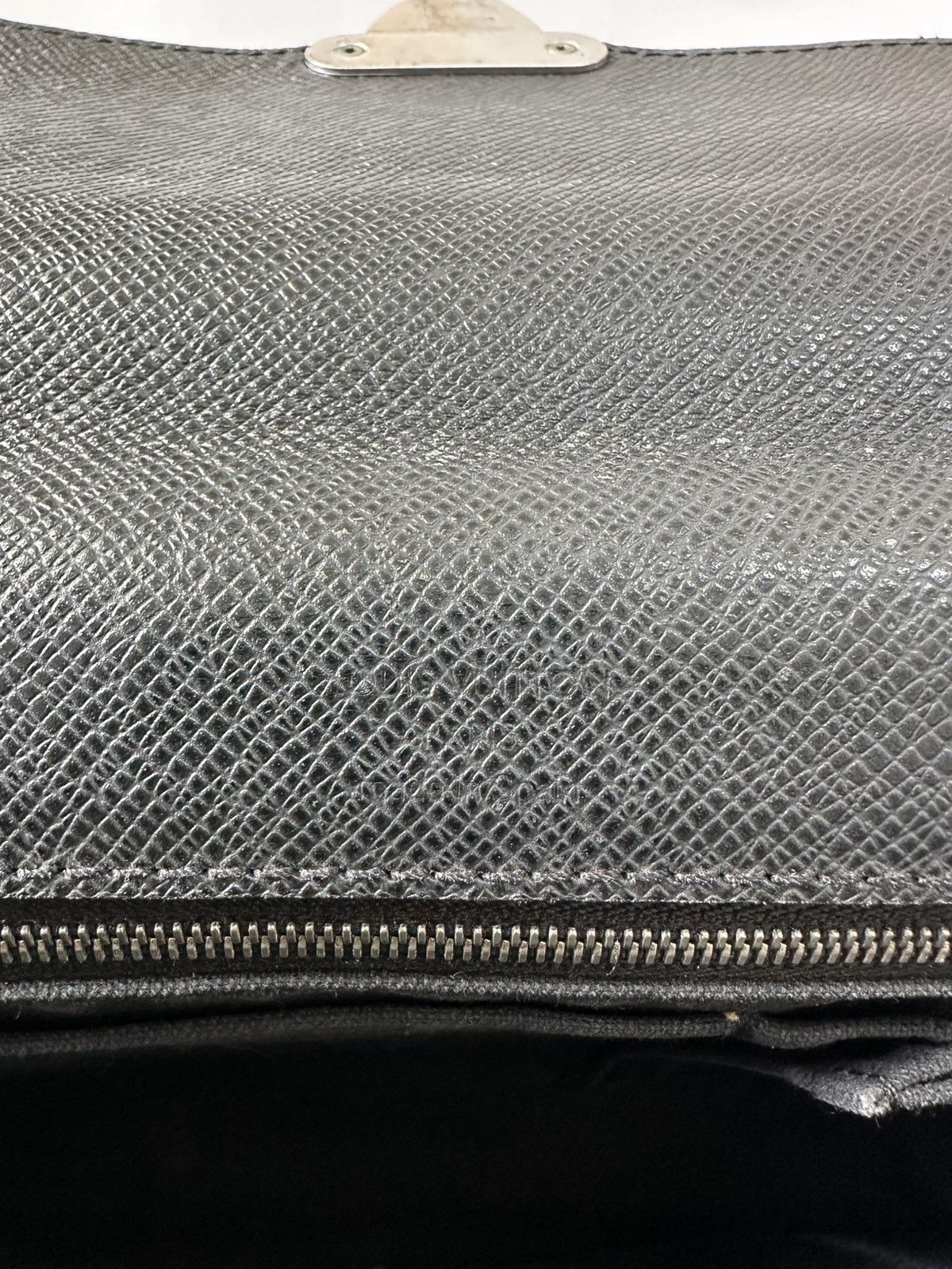 Louis Vuitton LOUIS VUITTON Taiga Pochette Belaia Ardoise Size ONE SIZE - 6 Thumbnail