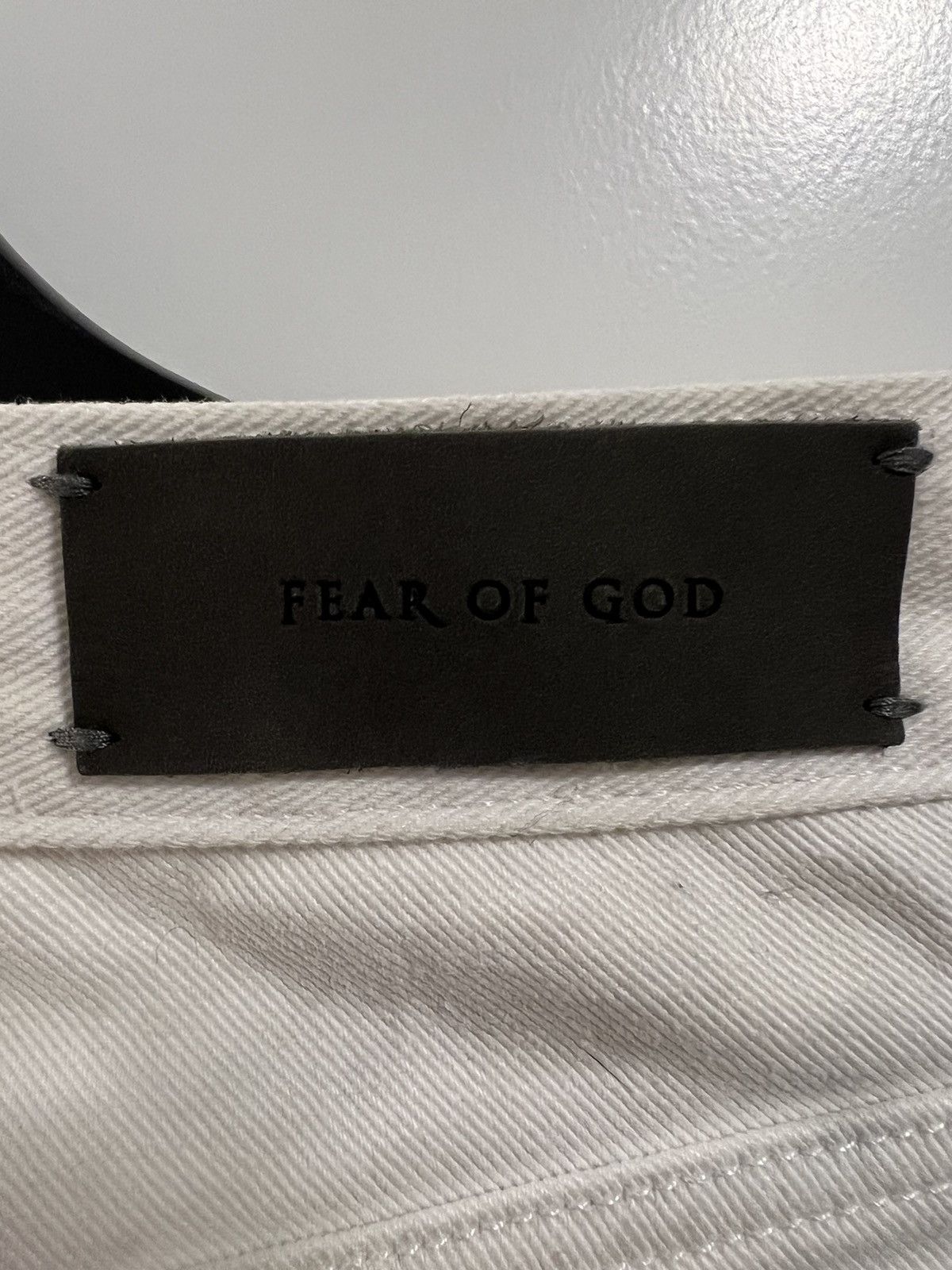 Fear of God × Maxfield Los Angeles Fear of God x Maxfield White Denim Fourth Collection size 30 Size US 30 / EU 46 - 5 Thumbnail