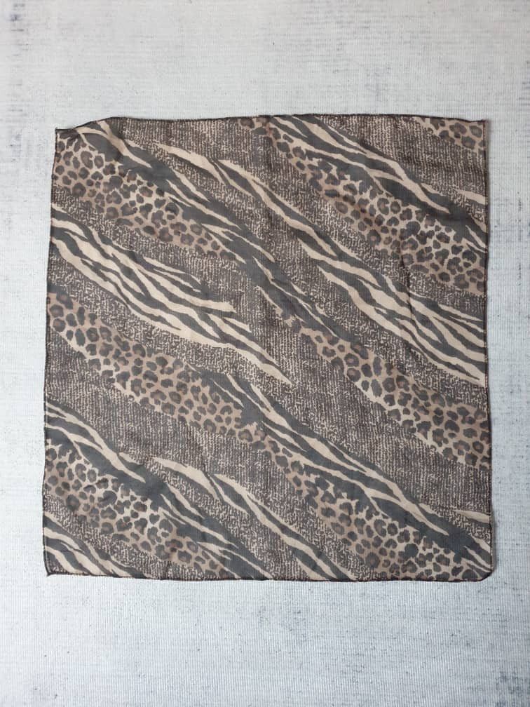 Japanese Brand Unnammed Leopard style scarves Size ONE SIZE - 1 Thumbnail
