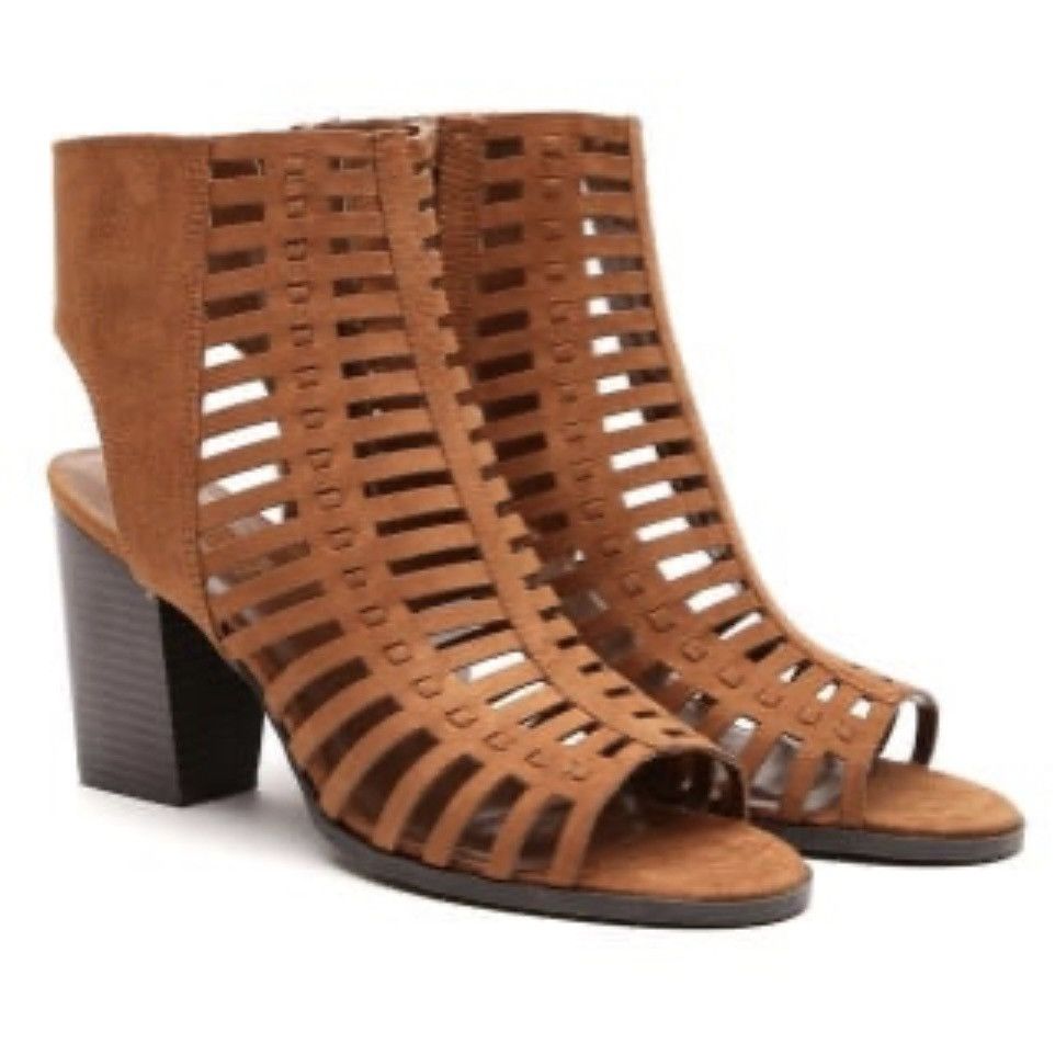 Forever 21 FOREVER 21 Light Brown Gladiator Ankle Sandal Block Heels Size US 7 / IT 37 - 1 Thumbnail