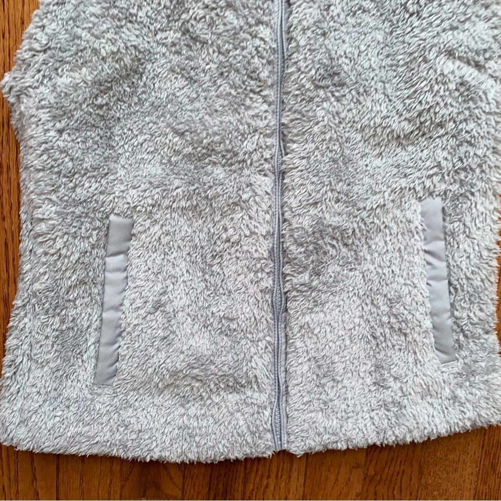 Patagonia Patagonia $110 Los Gatos Vest Light Gray Womens Small EUC Size S / US 4 / IT 40 - 4 Thumbnail