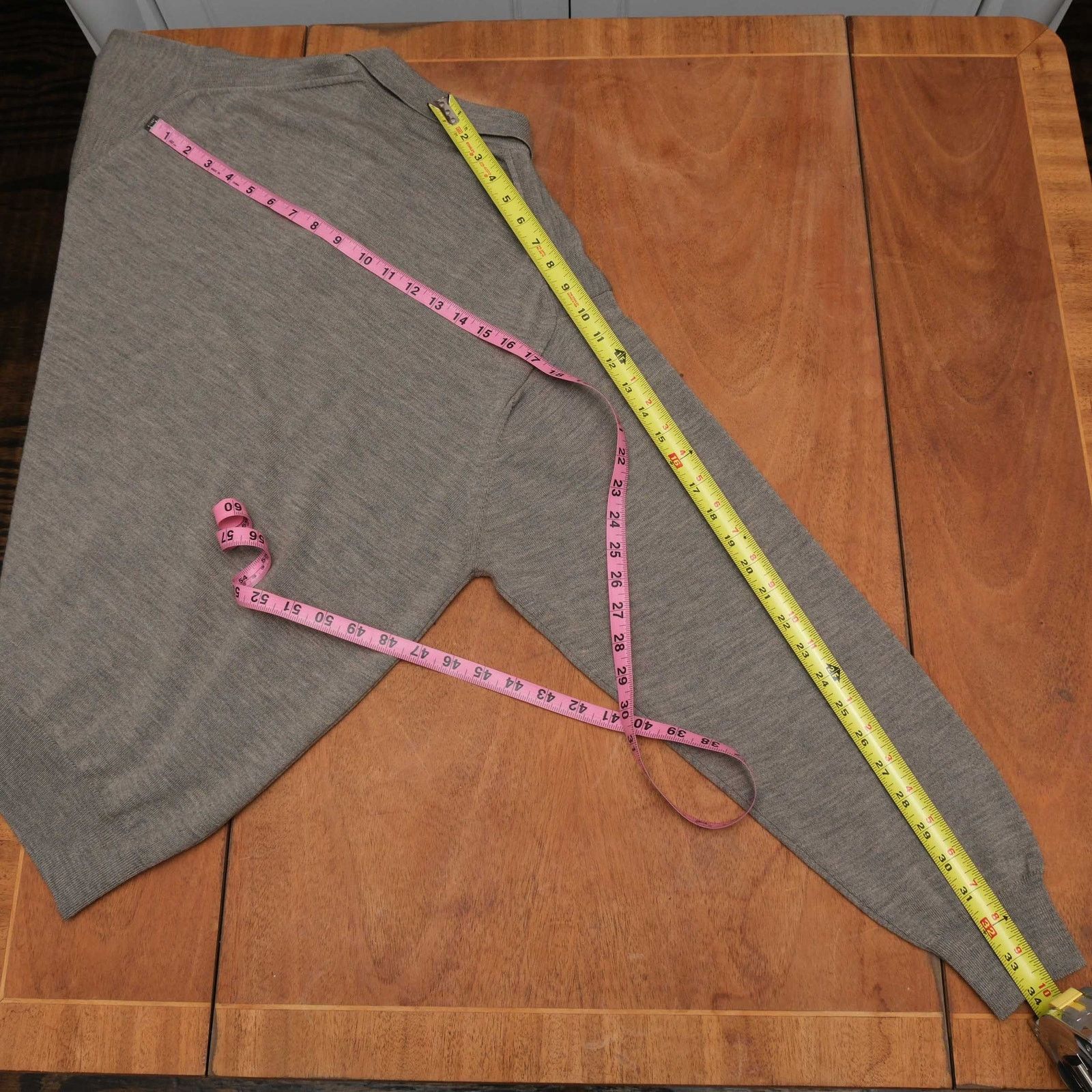 Jos. A. Bank Jos. A Bank Large Made in Italy 100% Merino Collared Sweater Size US L / EU 52-54 / 3 - 6 Thumbnail