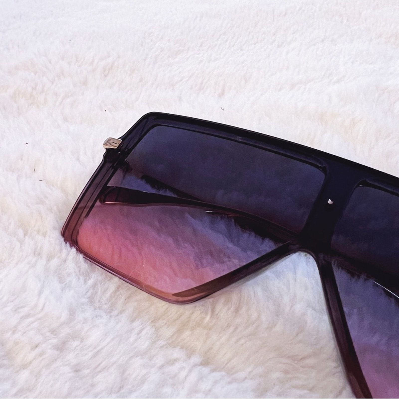 Other Ariel Blue & Pink Rectangle Full Frame Sunglasses Size ONE SIZE - 6 Thumbnail