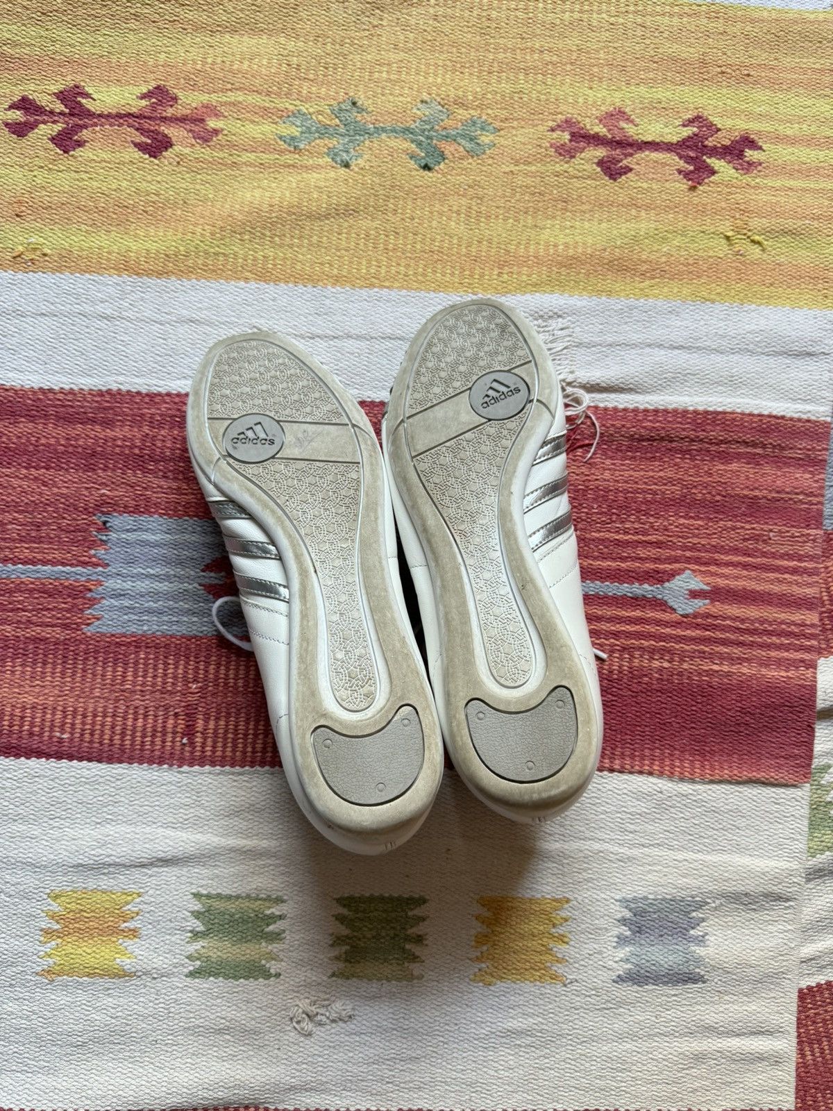 Vintage Vintage Women’s 2010 Adidas Darinca y2k Low Leather Sneakers Size US 10 / IT 40 - 13 Thumbnail