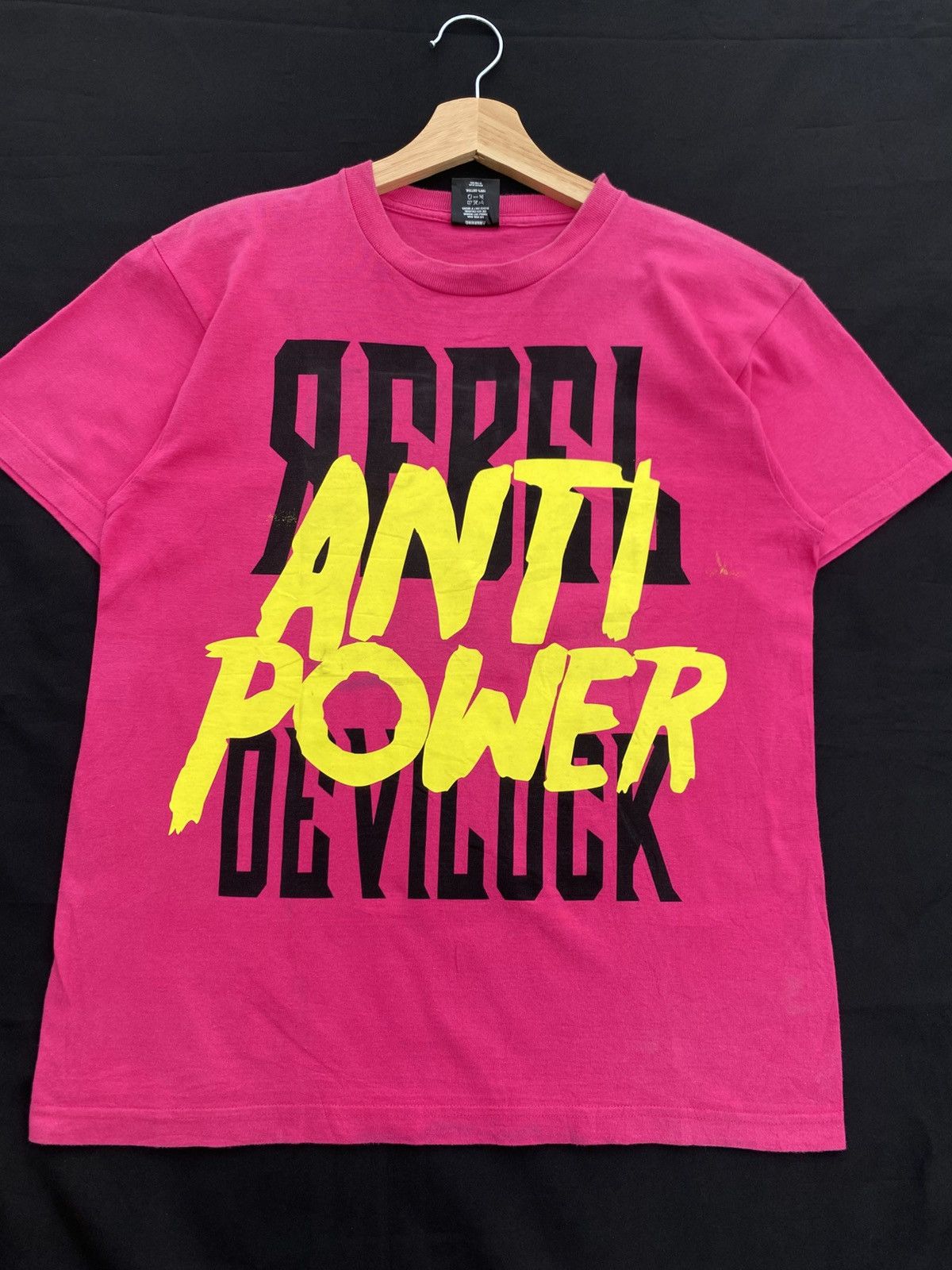 Devilock Rare Japanese Brand Devilock Wording Tshirt Size US S / EU 44-46 / 1 - 4 Thumbnail