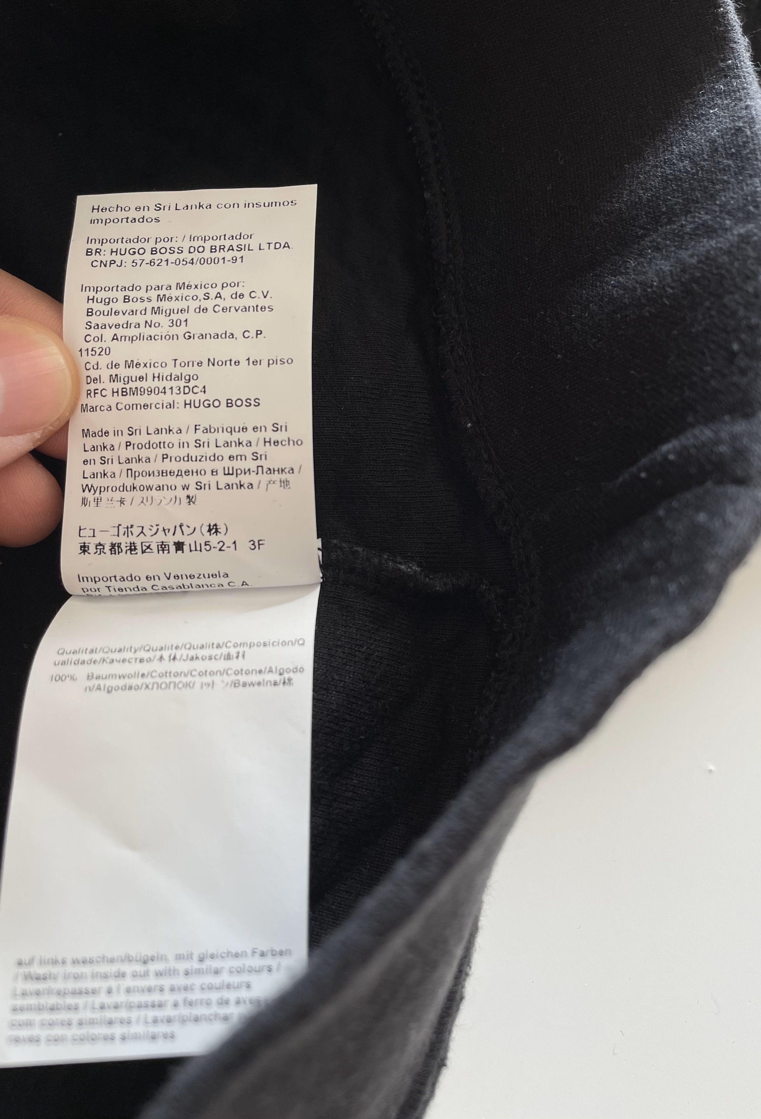 Hugo Boss Hugo Boss quilted crewneck black size S Size US S / EU 44-46 / 1 - 7 Thumbnail
