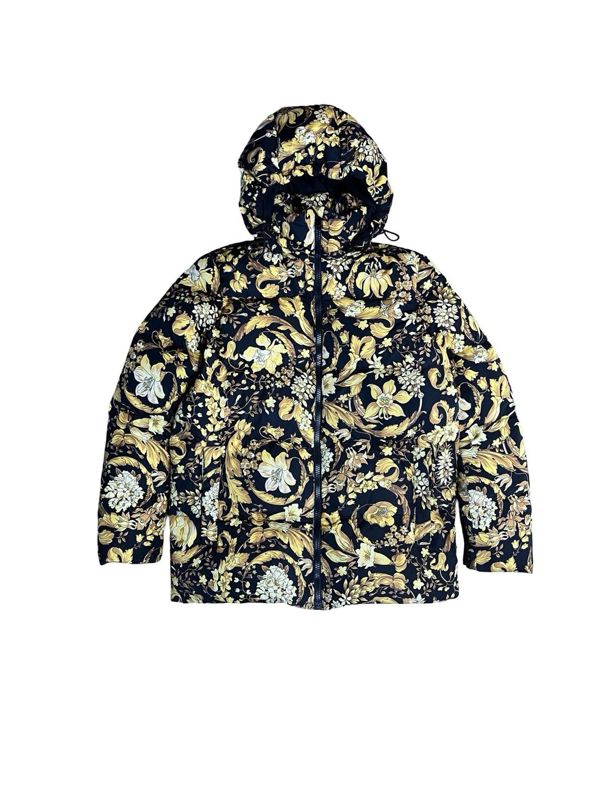 Versace Versace Baroque Print Puffer Jacket Medusa NFC size 38 Size S / US 4 / IT 40 - 1 Thumbnail