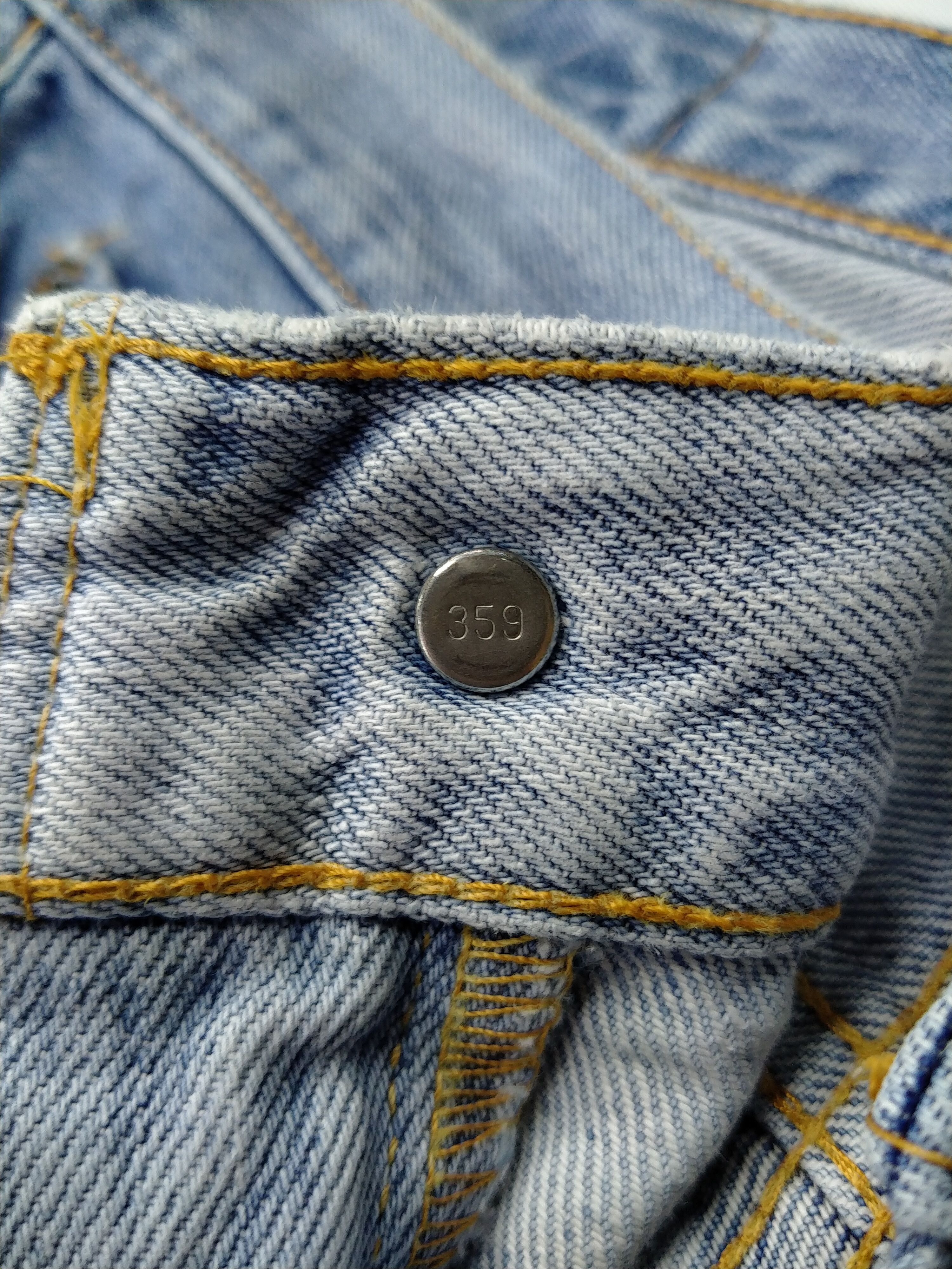 Levi's Blue Wash Vintage Levi's 505 Jeans 31x28.5 Denim JN963 Size US 31 - 7 Thumbnail