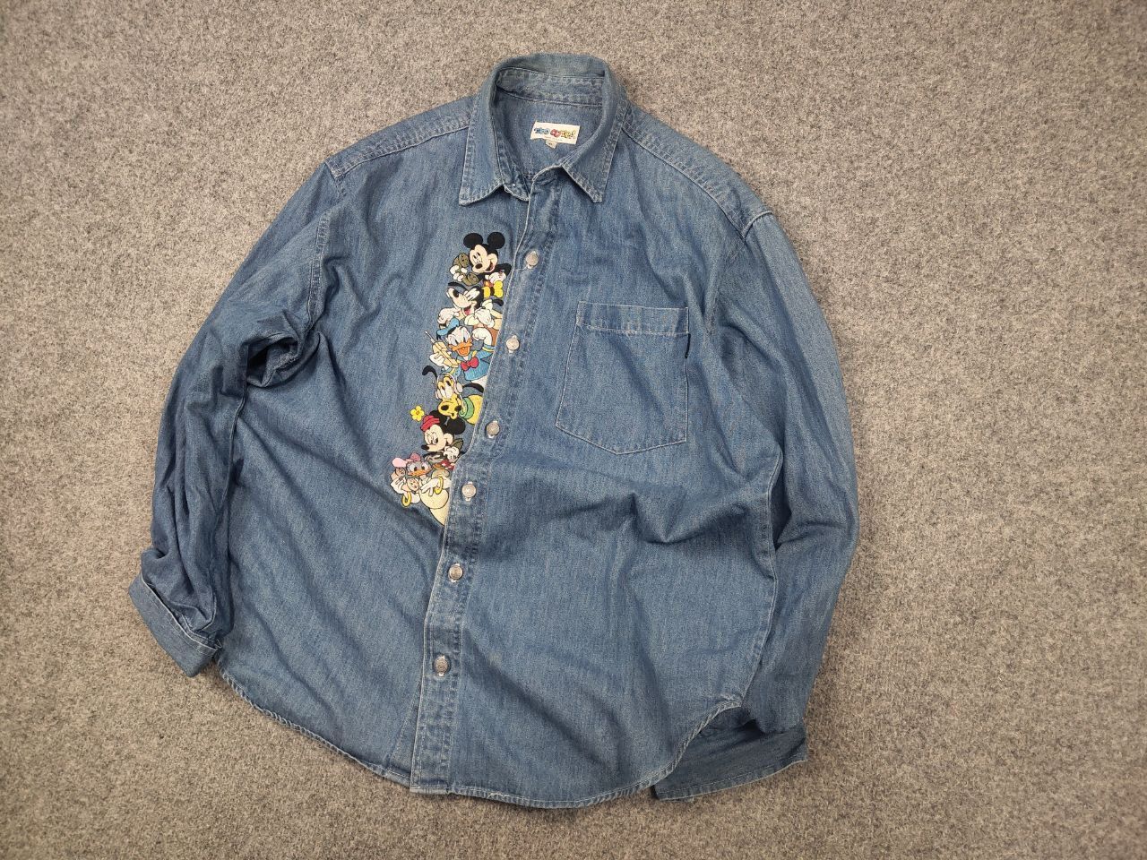 Vintage Vintage 90's Too Cute Logo Disney Baggy Denim Shirt Size US XL / EU 56 / 4 - 3 Thumbnail