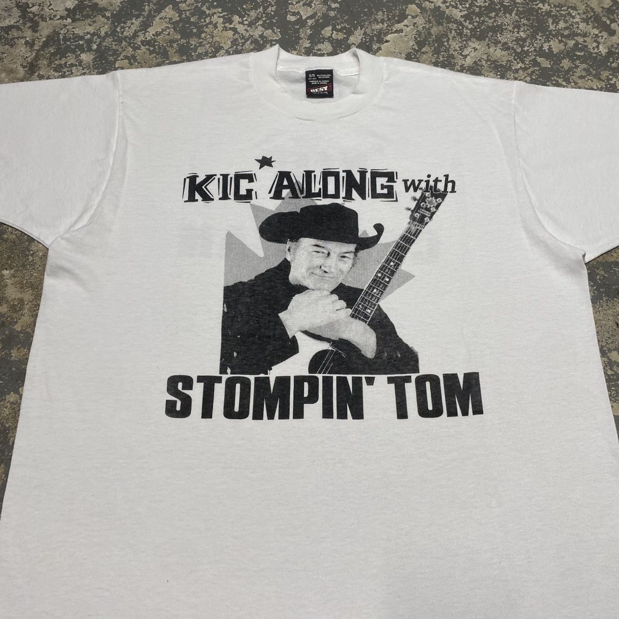 Band Tees Vintage Kic Along With Stompin Tom Connors Keep It Canadian Size US XL / EU 56 / 4 - 7 Thumbnail