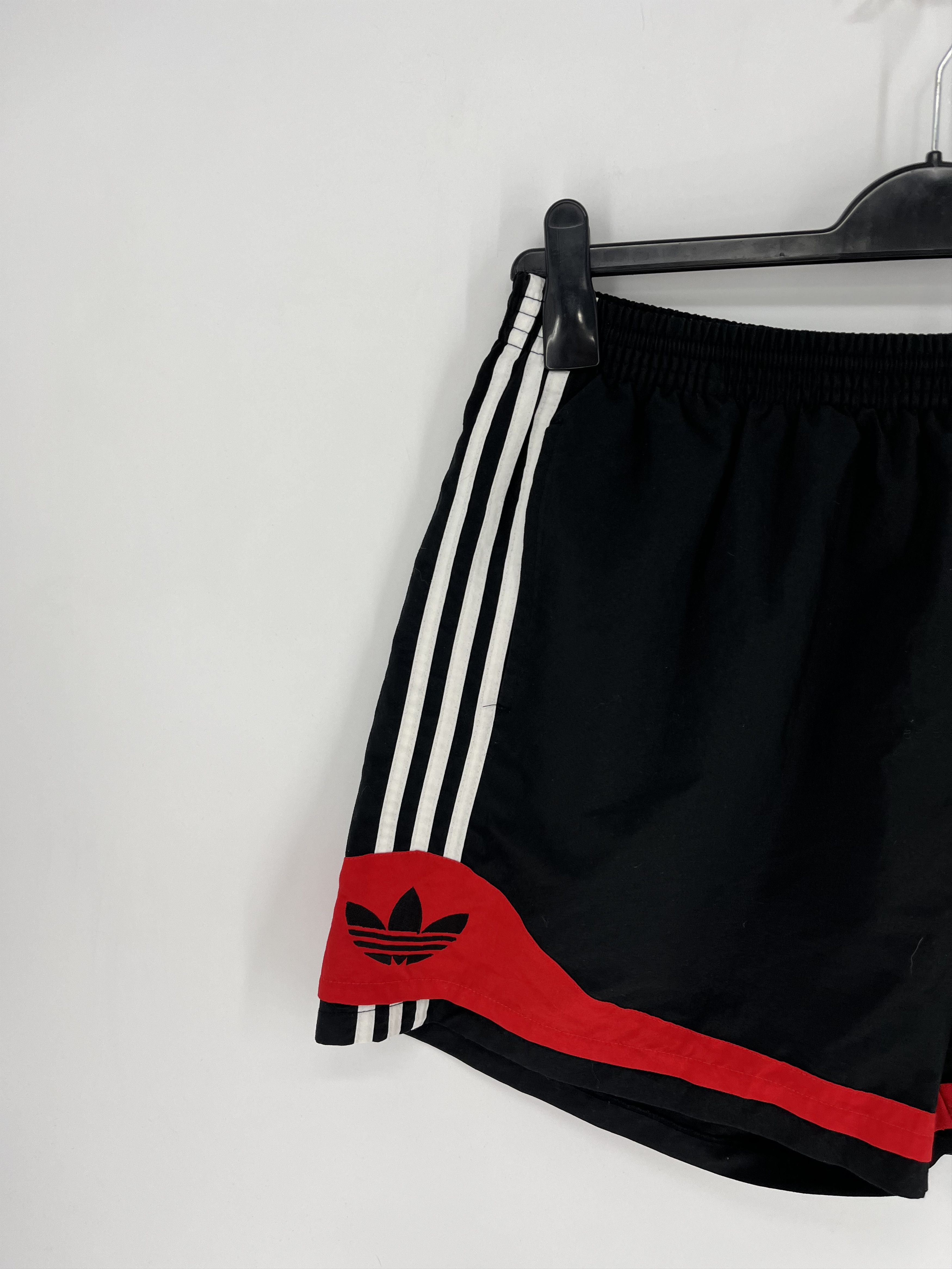 Adidas 90s Vintage Adidas Black Nylon Logo Shorts Travis Style Size US 34 / EU 50 - 4 Thumbnail