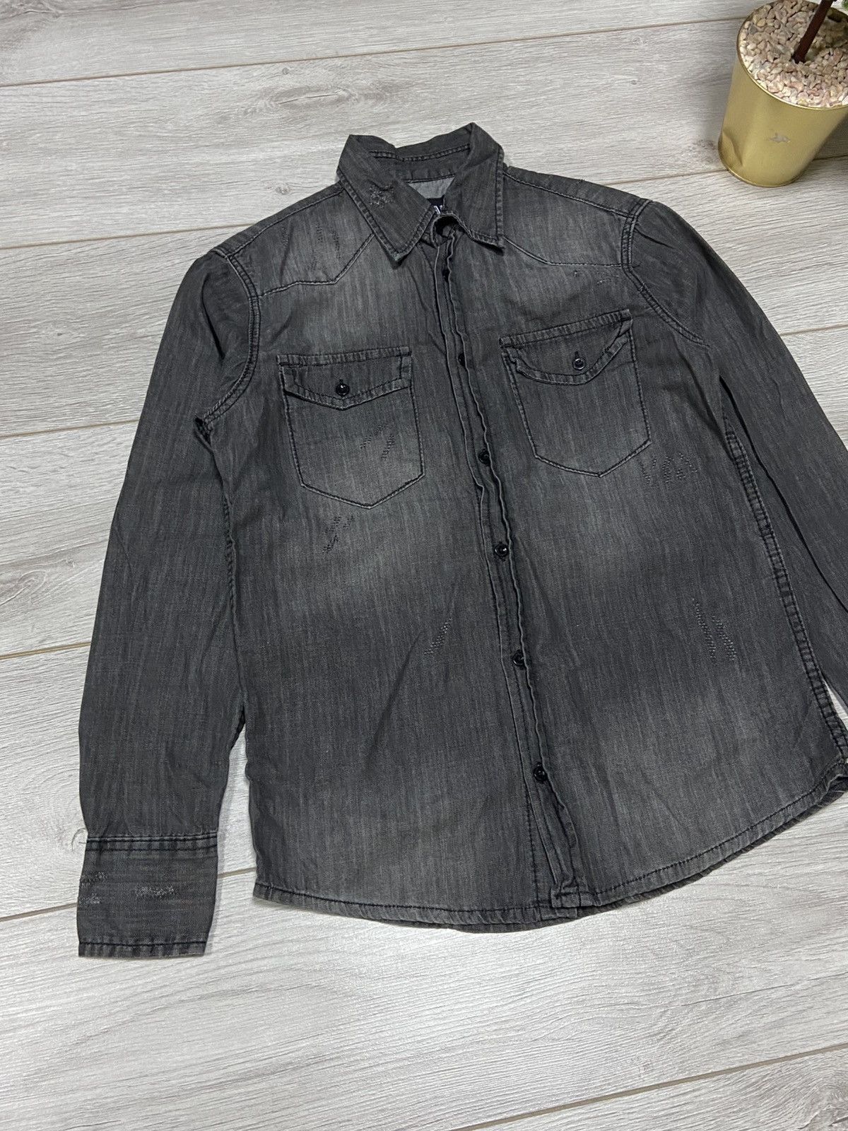 Balmain Balmain big logo sign shirt buttons spell out tear distress Size US S / EU 44-46 / 1 - 4 Thumbnail