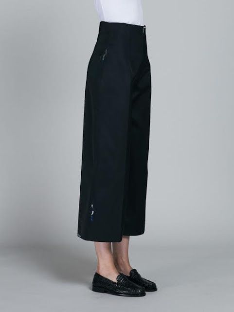 Marni o1w1db10125 Duchesse Satin Trouser in Black Size 26" / US 2 / IT 38 - 2 Thumbnail