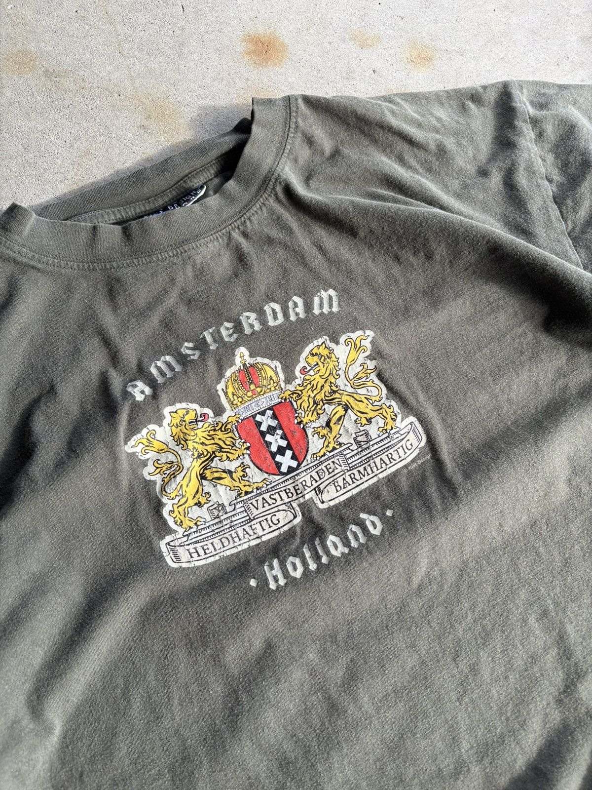 Other Vintage Faded Olive Amsterdam Grunge Avant Garde Tee Size US XL / EU 56 / 4 - 3 Thumbnail