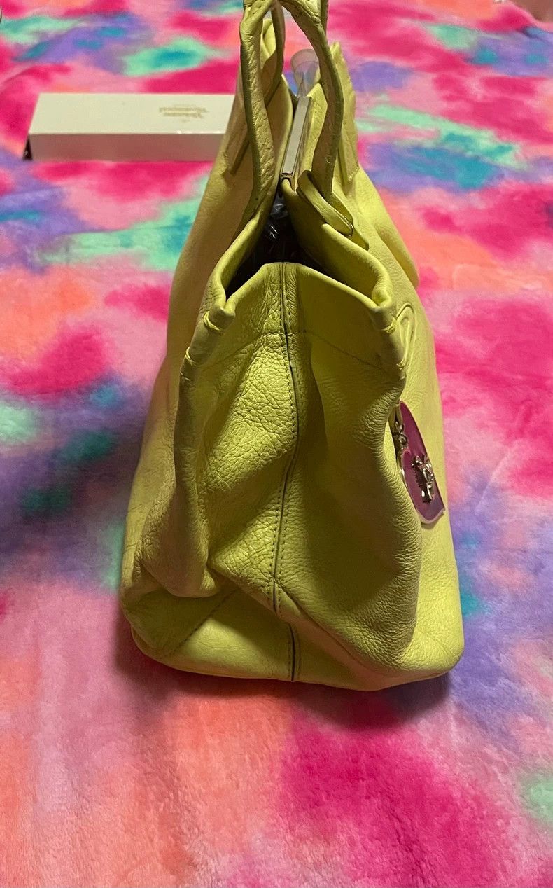 Vivienne Westwood Vivienne Westwood size os Lemon yellow handbag Size ONE SIZE - 5 Thumbnail