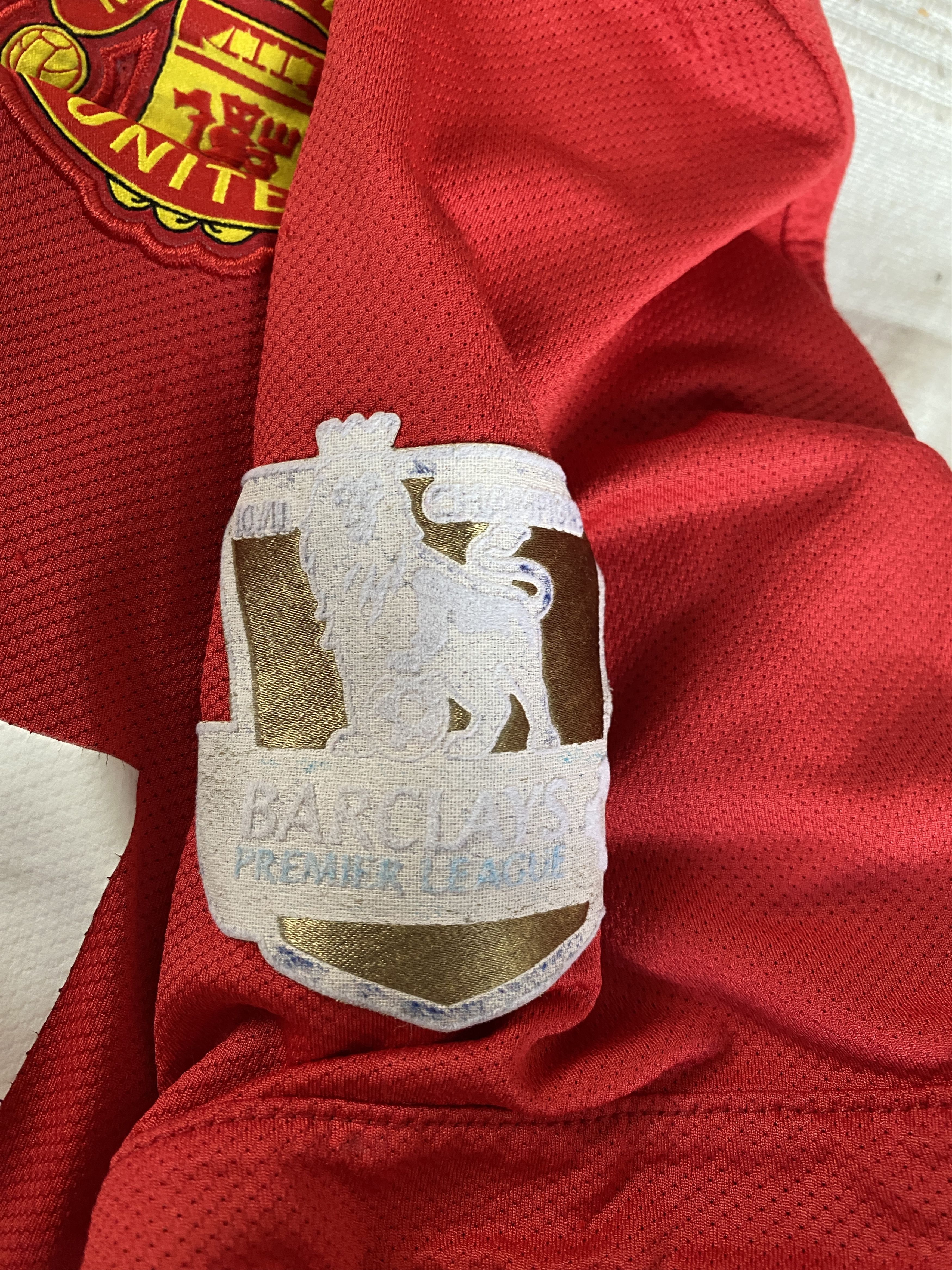 Nike MANCHESTER UNITED 2011/12 SOCCER HOME JERSEY #23 CLEVERLEY Size US L / EU 52-54 / 3 - 12 Thumbnail