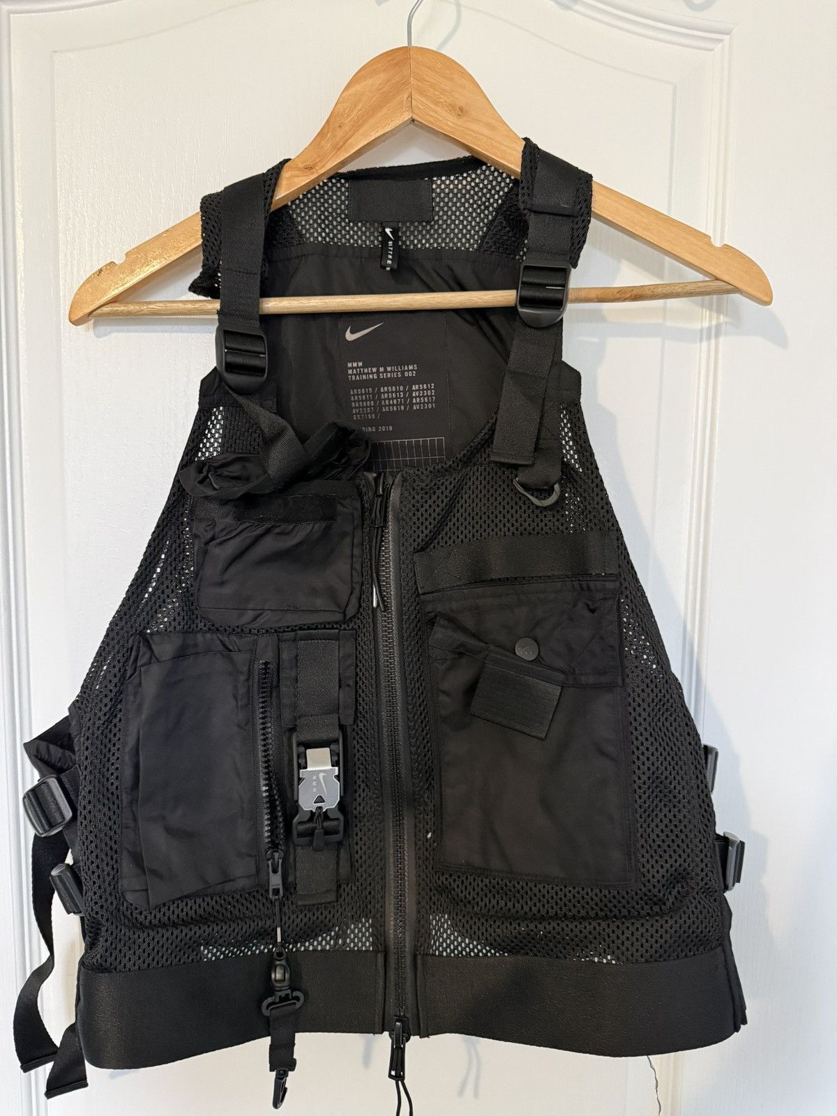 Nike Nike MMW Beryllium Utility Vest Black | Grailed