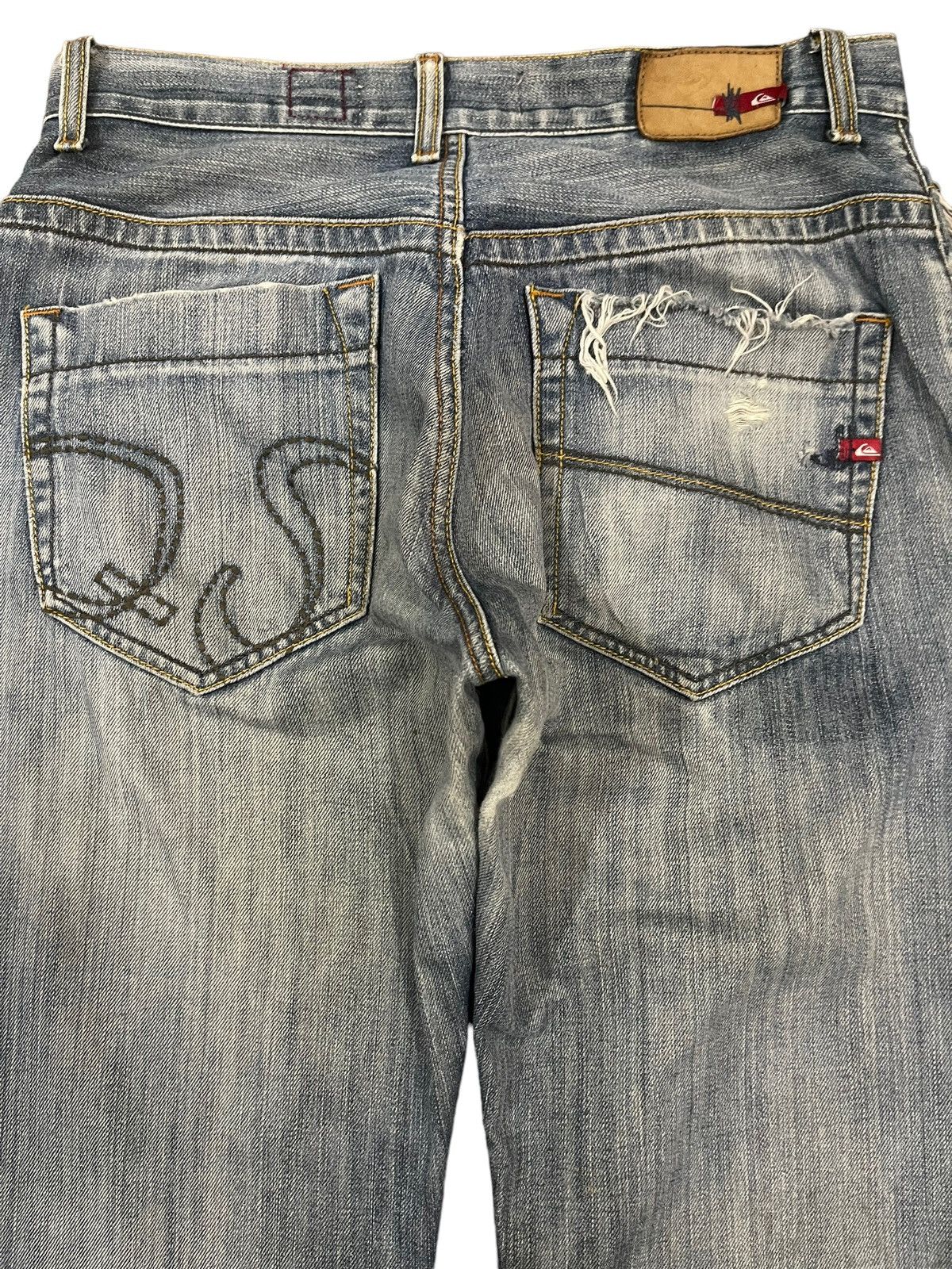 Quiksilver Vintage Quiksilver Blue Wash Distress Style Baggy Jeans Size US 31 - 4 Thumbnail