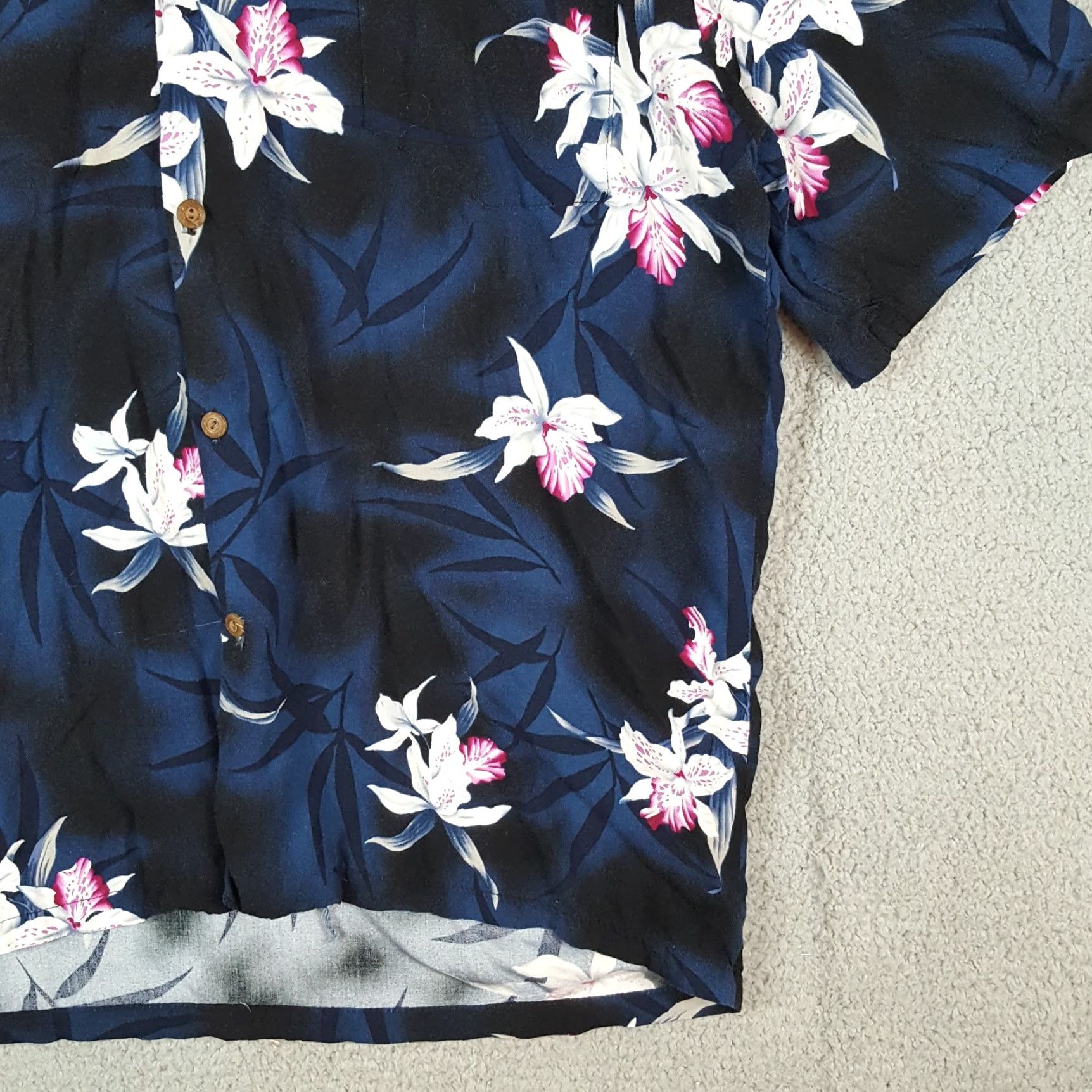 Vintage VINTAGE Two Palms Hawaiian Floral Rayon Button-Up Shirt XL Blue 90s Beach Mens Size US XL / EU 56 / 4 - 3 Thumbnail