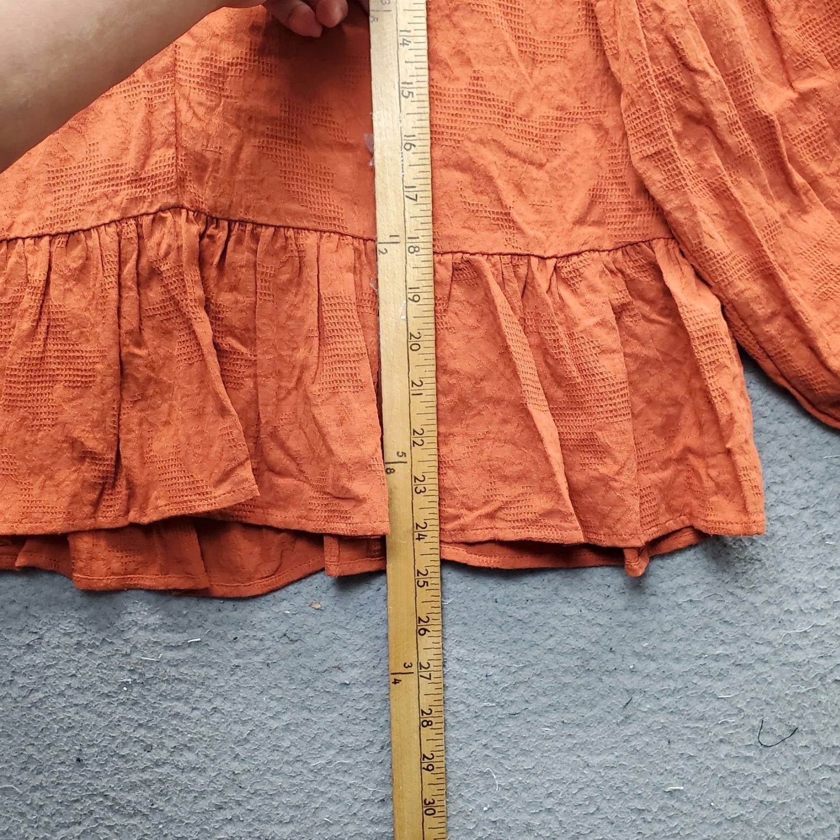 Vintage UMGEE Blouse Top Womens S Orange Ruffle Hem Balloon Sleeve Tie V-Neck Shirt Size S / US 4 / IT 40 - 5 Thumbnail