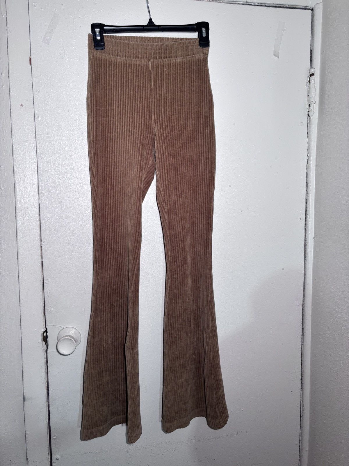 Other Aerie Corduroy Flare Leggings Size 42" / US 20 - 1 Thumbnail