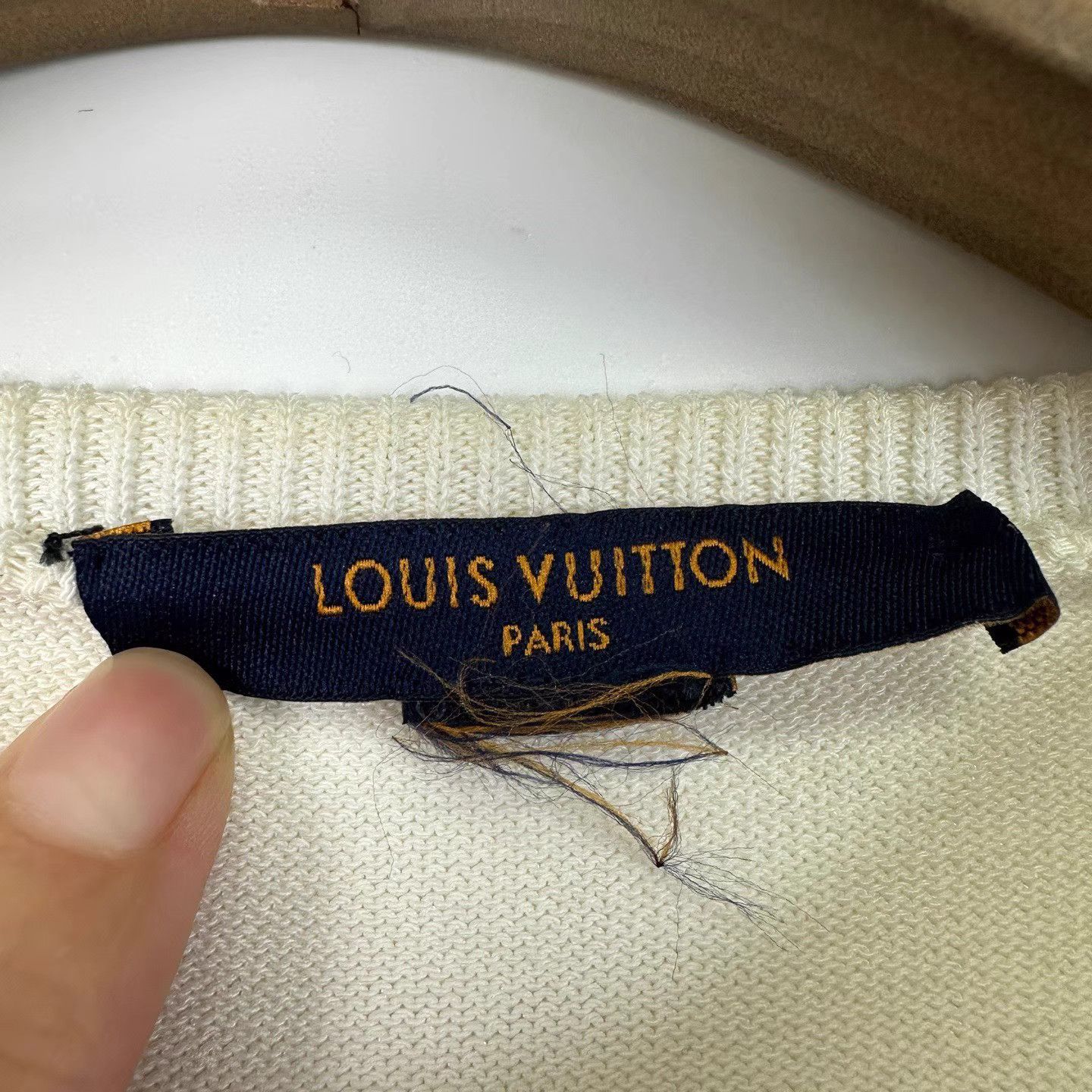 Louis Vuitton Louis Vuitton Chest Chain Letter Print Short Sleeve K12 Size US S / EU 44-46 / 1 - 3 Thumbnail