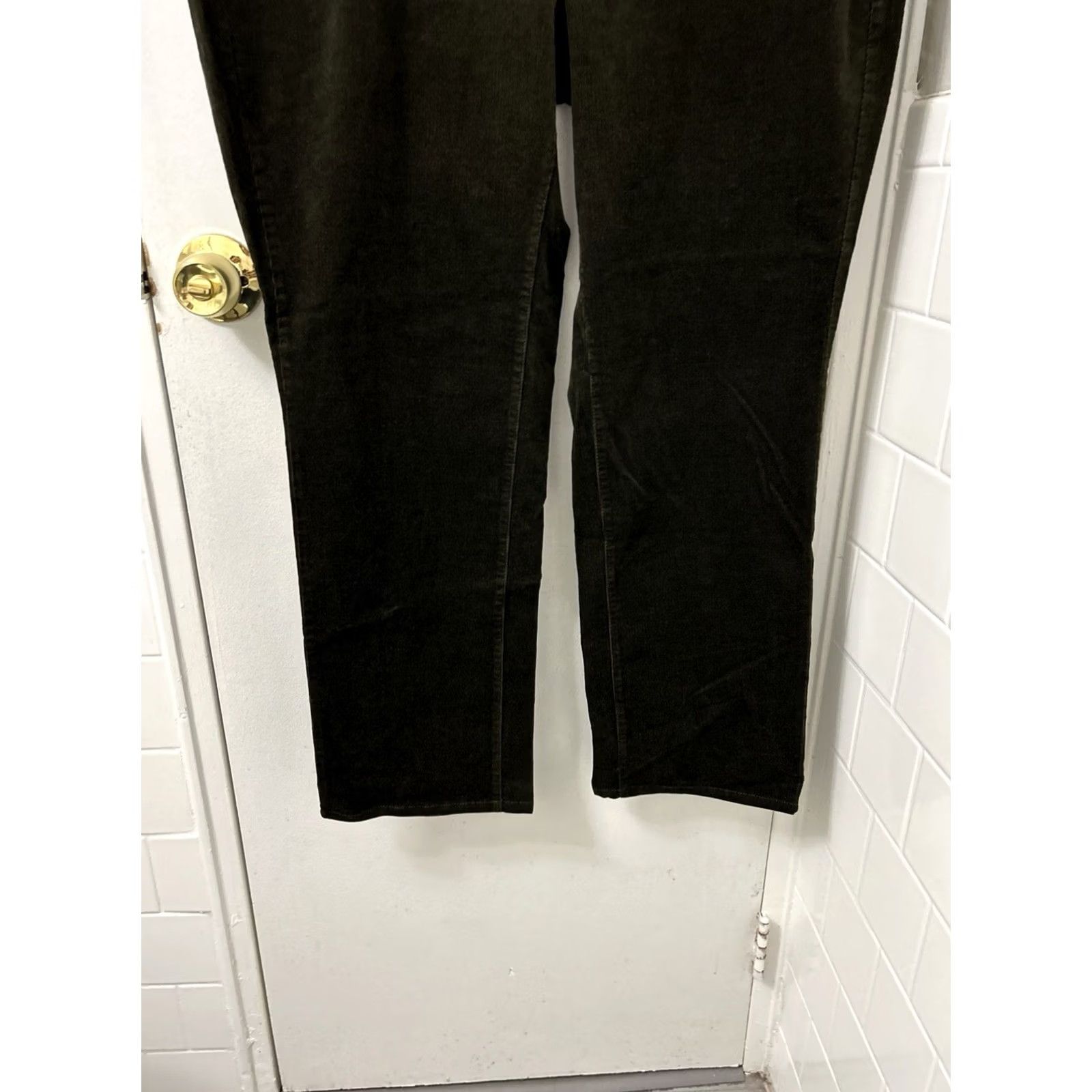 Talbots Here'S my refined title: Talbots Heritage Corduroy Pants Womens 18 Olive Green Straight Leg NWT 9 MSRP Size 40" / US 18 - 3 Thumbnail
