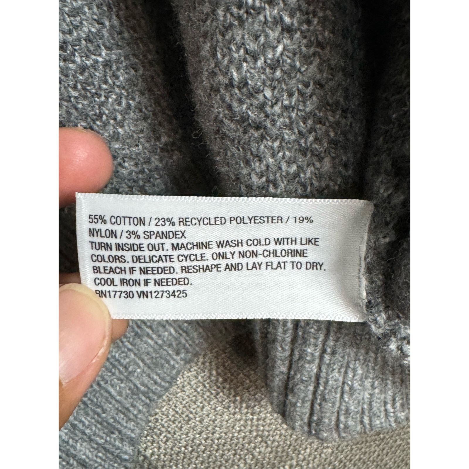 Unknown London Goodfellow & Co Men's Buttondown V Neck Sweater Color Gray Size US XXL / EU 58 / 5 - 5 Thumbnail