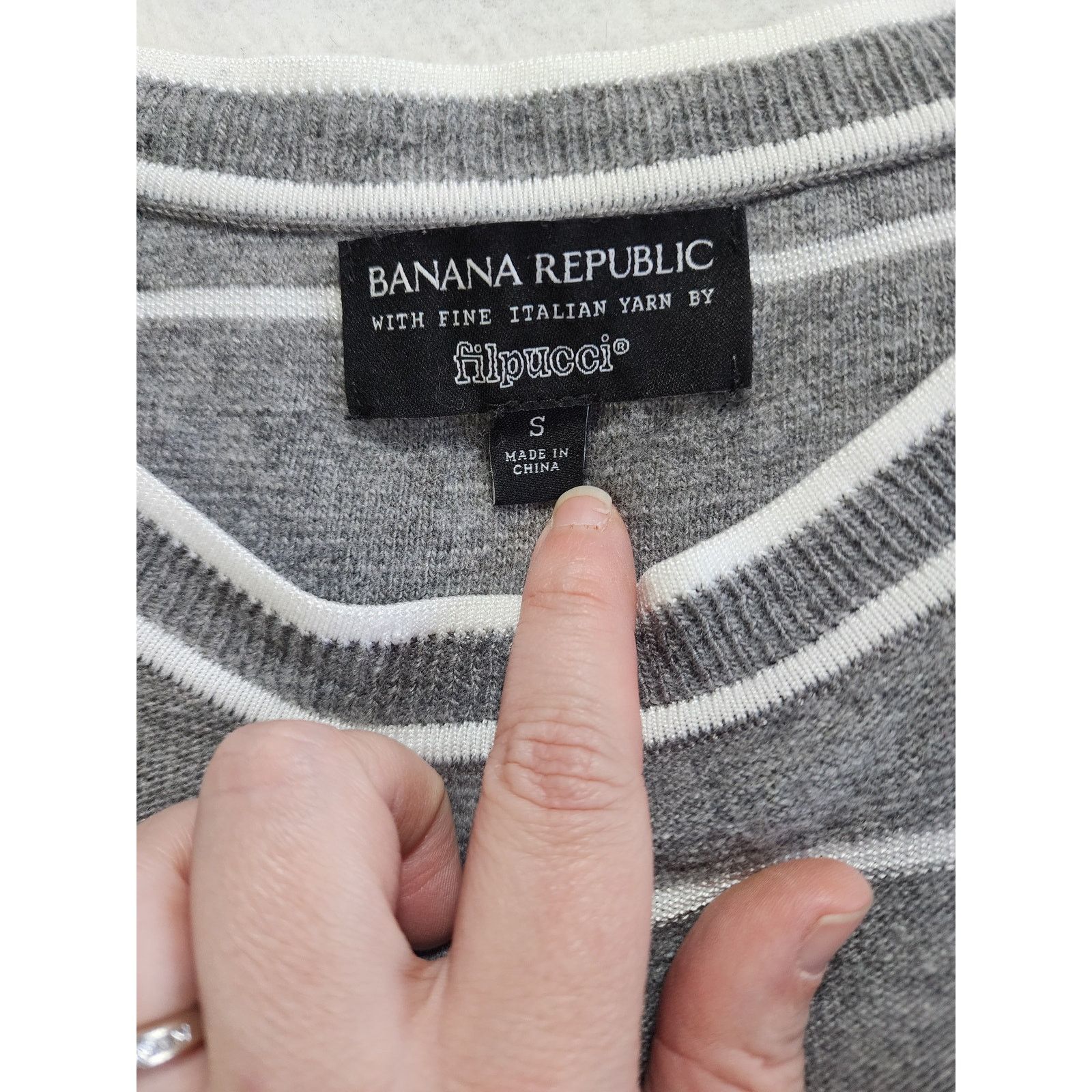 Banana Republic Banana Republic Men's S Fine Italian Merino Cashmere Sweater Size US S / EU 44-46 / 1 - 3 Thumbnail