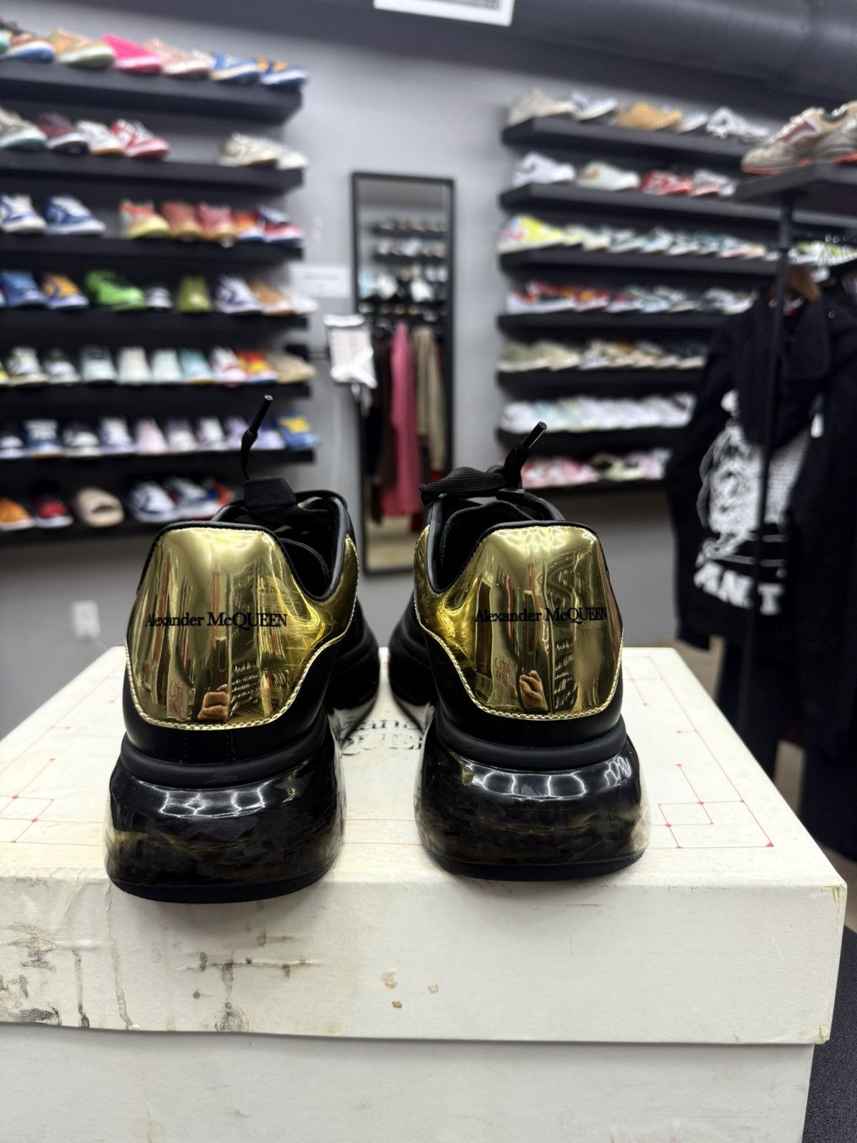 Alexander McQueen Women’s Black Alexander McQueen sneaker size 39 / 9US Size US 9 / IT 39 - 9 Thumbnail