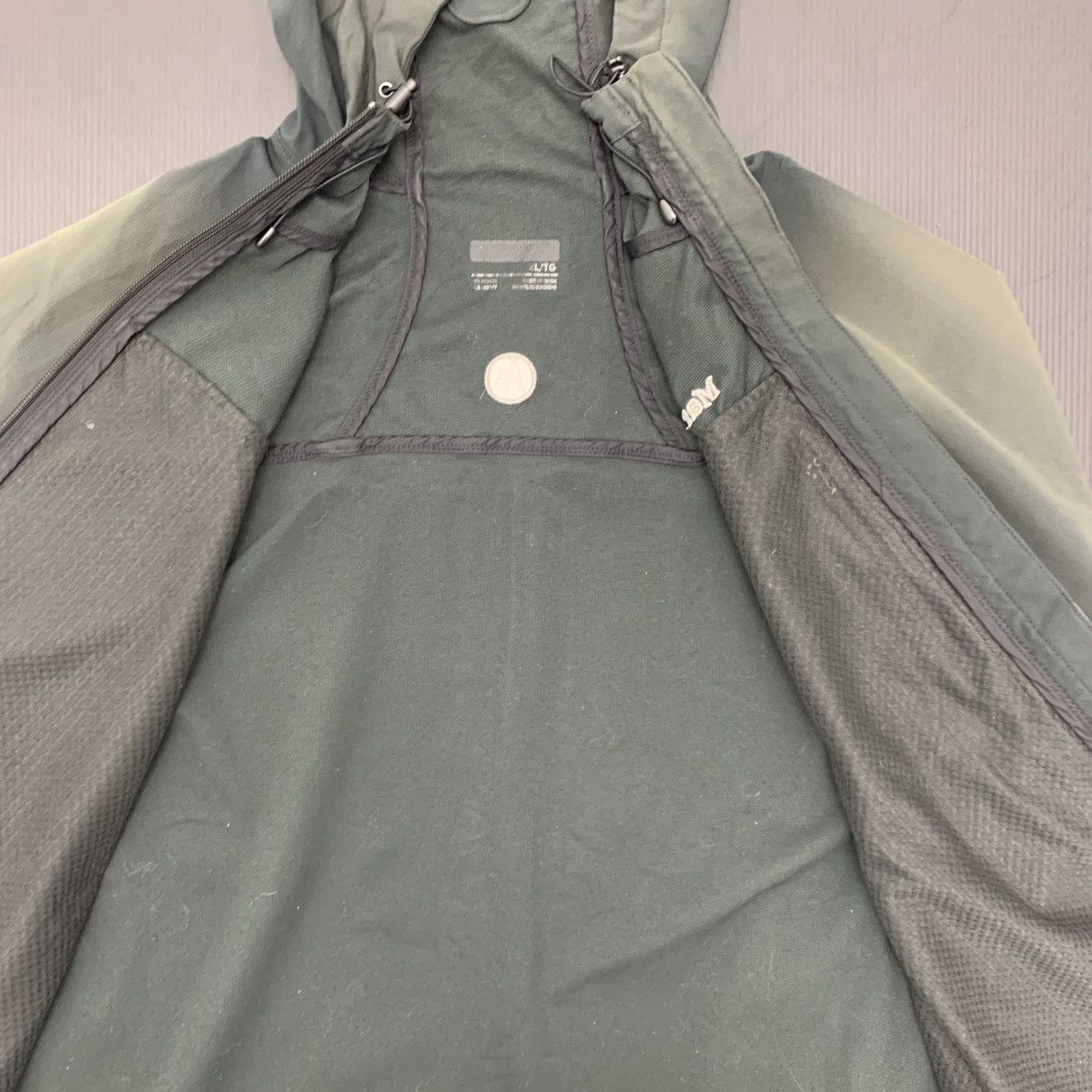 Marmot THRASHED Sun Faded Marmot Waterproof softshell Jacket hooded Size US XL / EU 56 / 4 - 9 Thumbnail