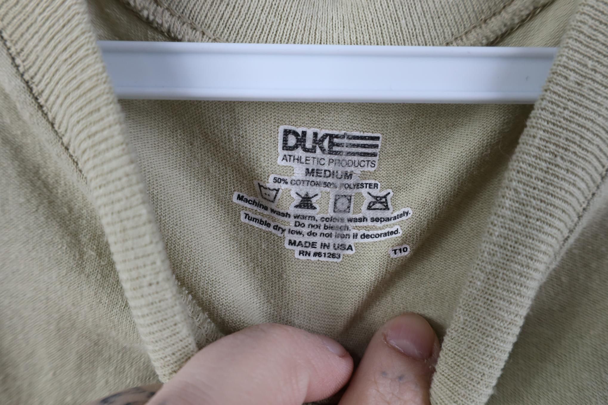 Vintage Vintage USGI Blank Knit Short Sleeve T-Shirt Beige USA Size US M / EU 48-50 / 2 - 7 Thumbnail