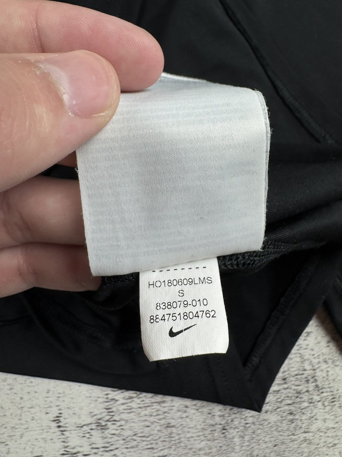 Nike Nike Pro Dri Fit Long Sleeve Athletic Training Shirt Black Termo Men’s S Swoosh Size US S / EU 44-46 / 1 - 10 Thumbnail