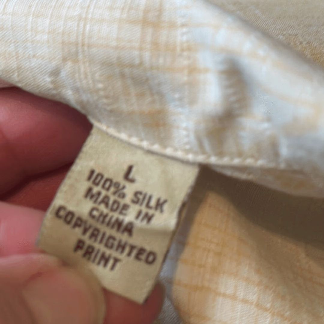 Tommy Bahama Tommy Bahama Shirt Mens Silk Short Sleeve Button Up L Cream Creator? (Note: Cannot add new info) Size US L / EU 52-54 / 3 - 6 Thumbnail