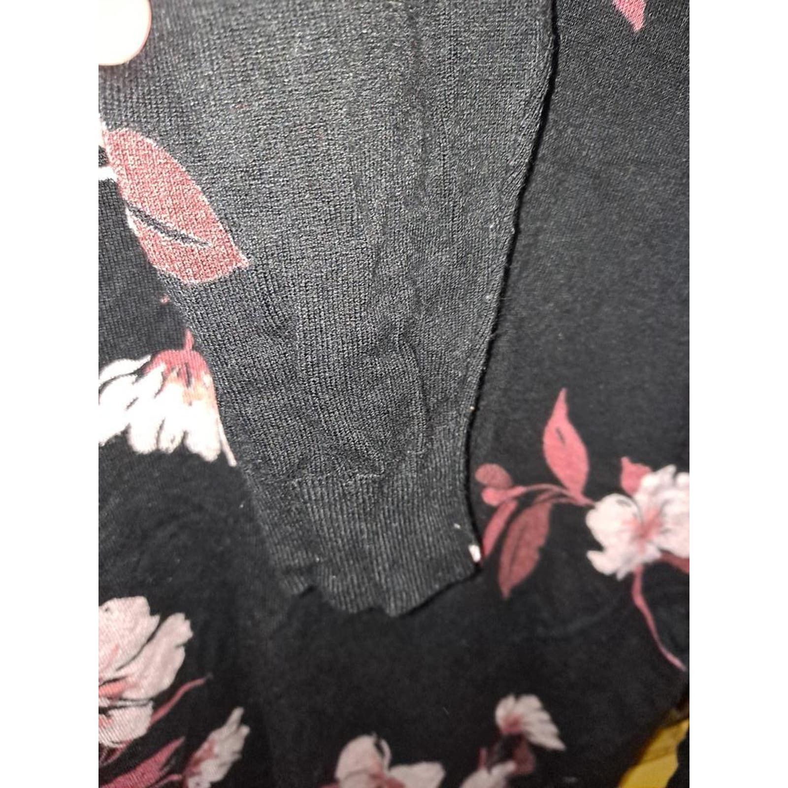 Other Daniel Rainn Black Floral V Neck‎ Sweater Size L / US 10 / IT 46 - 4 Thumbnail